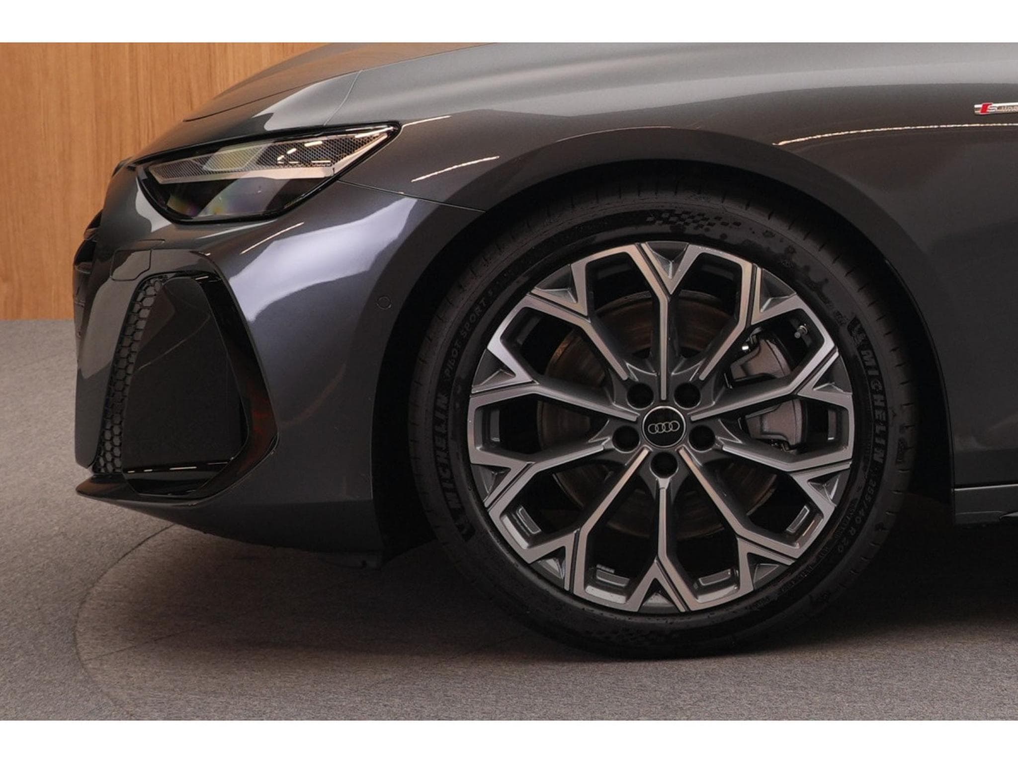 Audi A6 Avant S line 40 TDI quattro S tronic 150kW-204CV - Jantes 20 (2025) - Photo 7