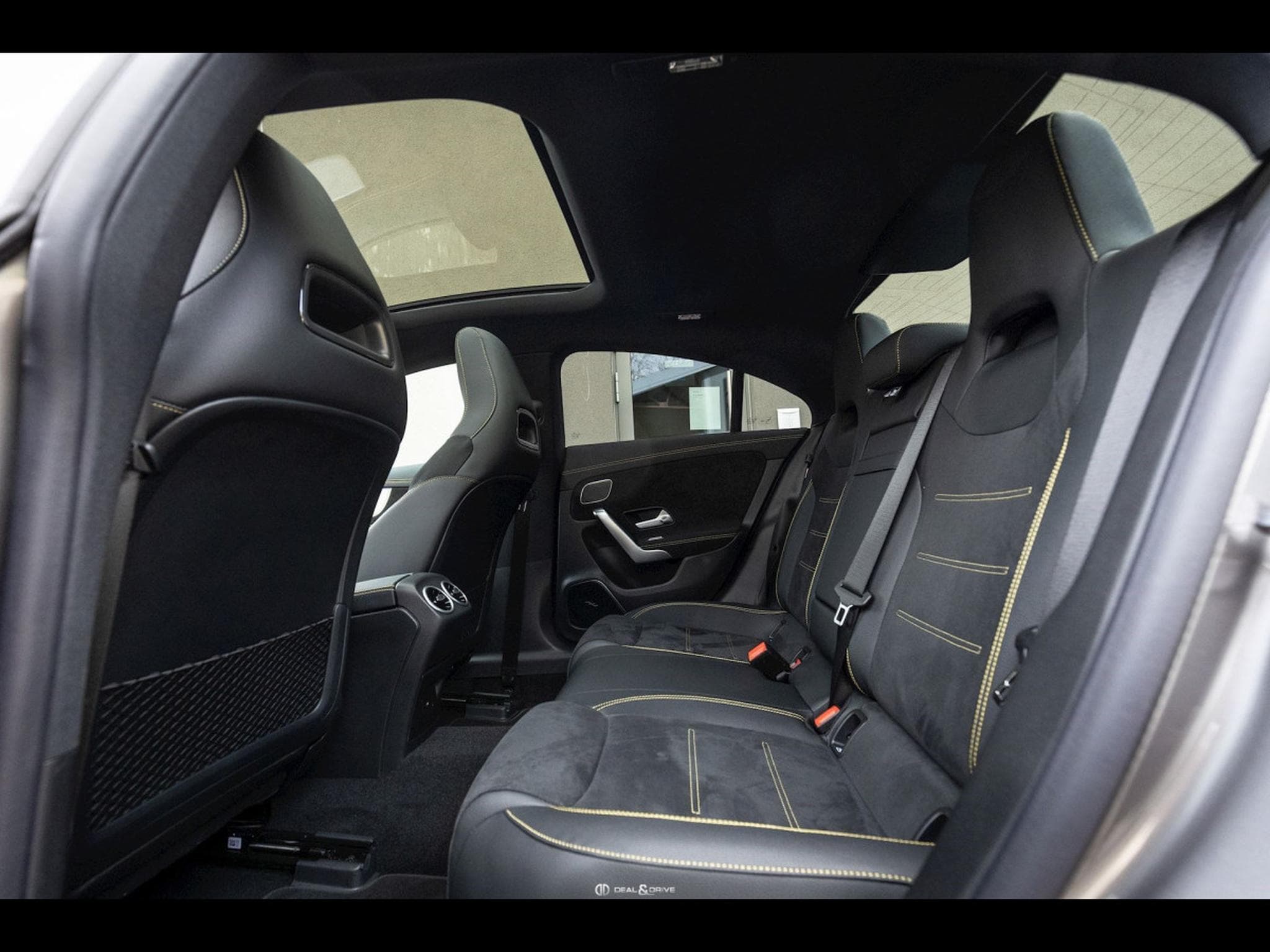 Mercedes CLA 45 AMG S 4MATIC+ (FACELIFT) PACK NIGHT II (2025) - Photo 15