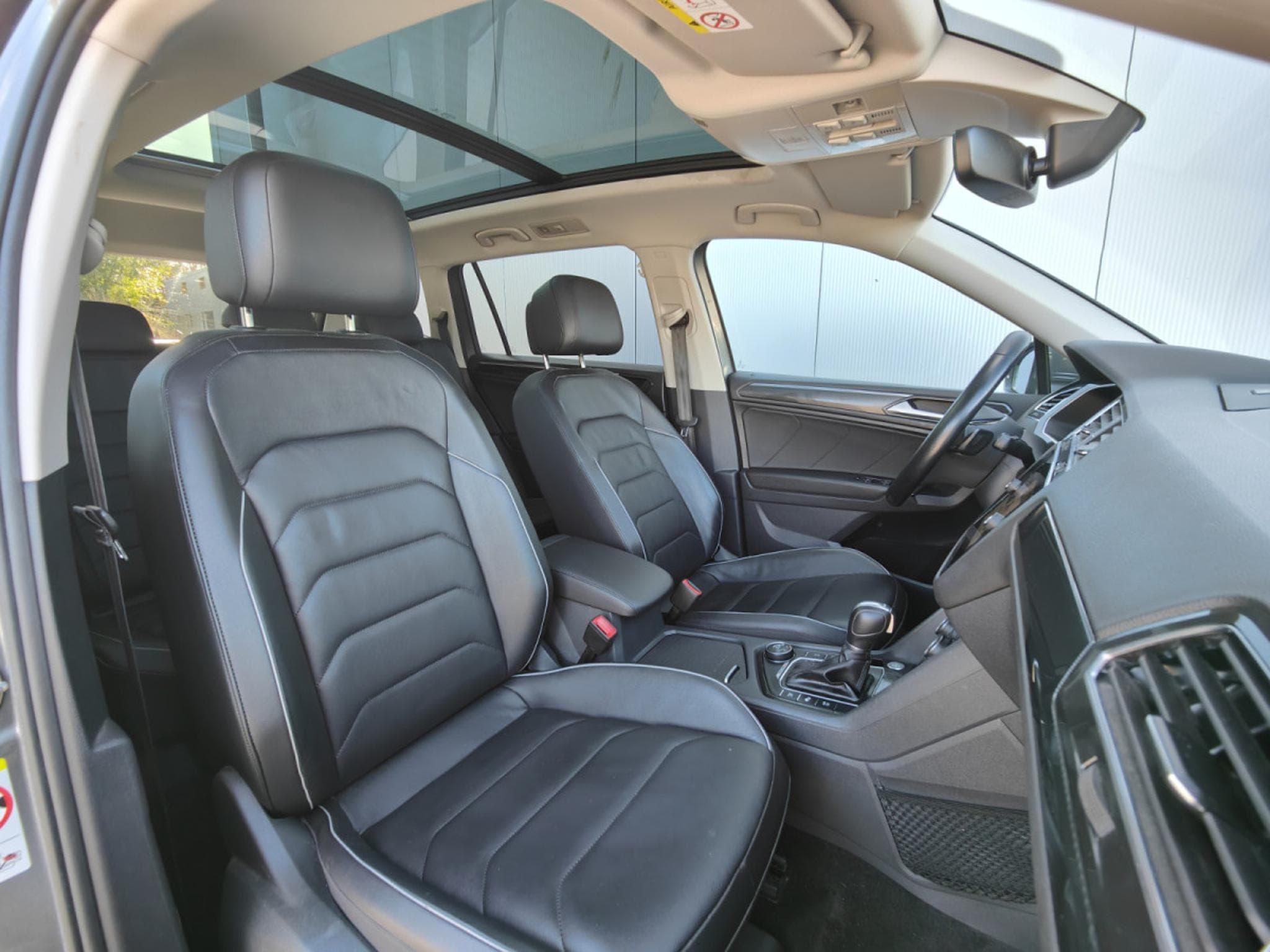 VW Tiguan 2.0 TSI 4MOTION DSG CUIR TOIT OUV PANO CARPLAY (2018) - Photo 7