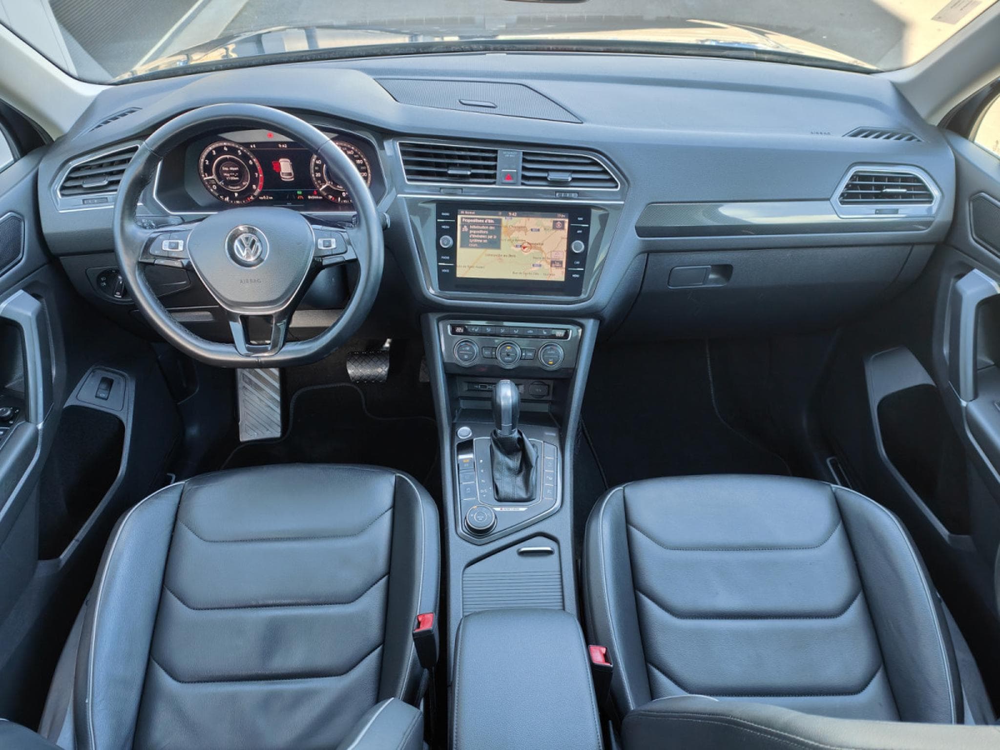 VW Tiguan 2.0 TSI 4MOTION DSG CUIR TOIT OUV PANO CARPLAY (2018) - Photo 15