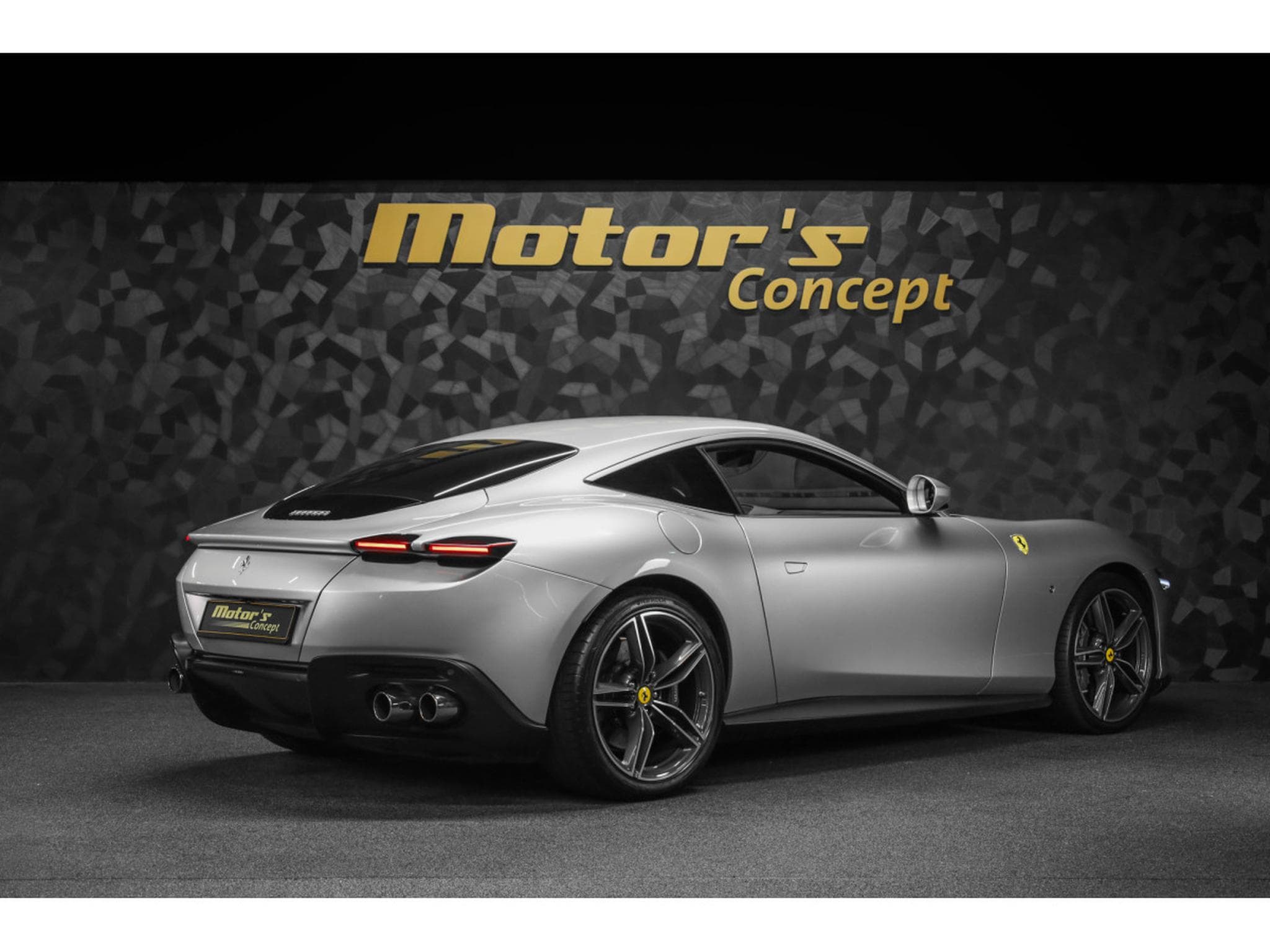 Ferrari Roma V8 - ARGENTO NURBURGRING (2021) - Photo 3