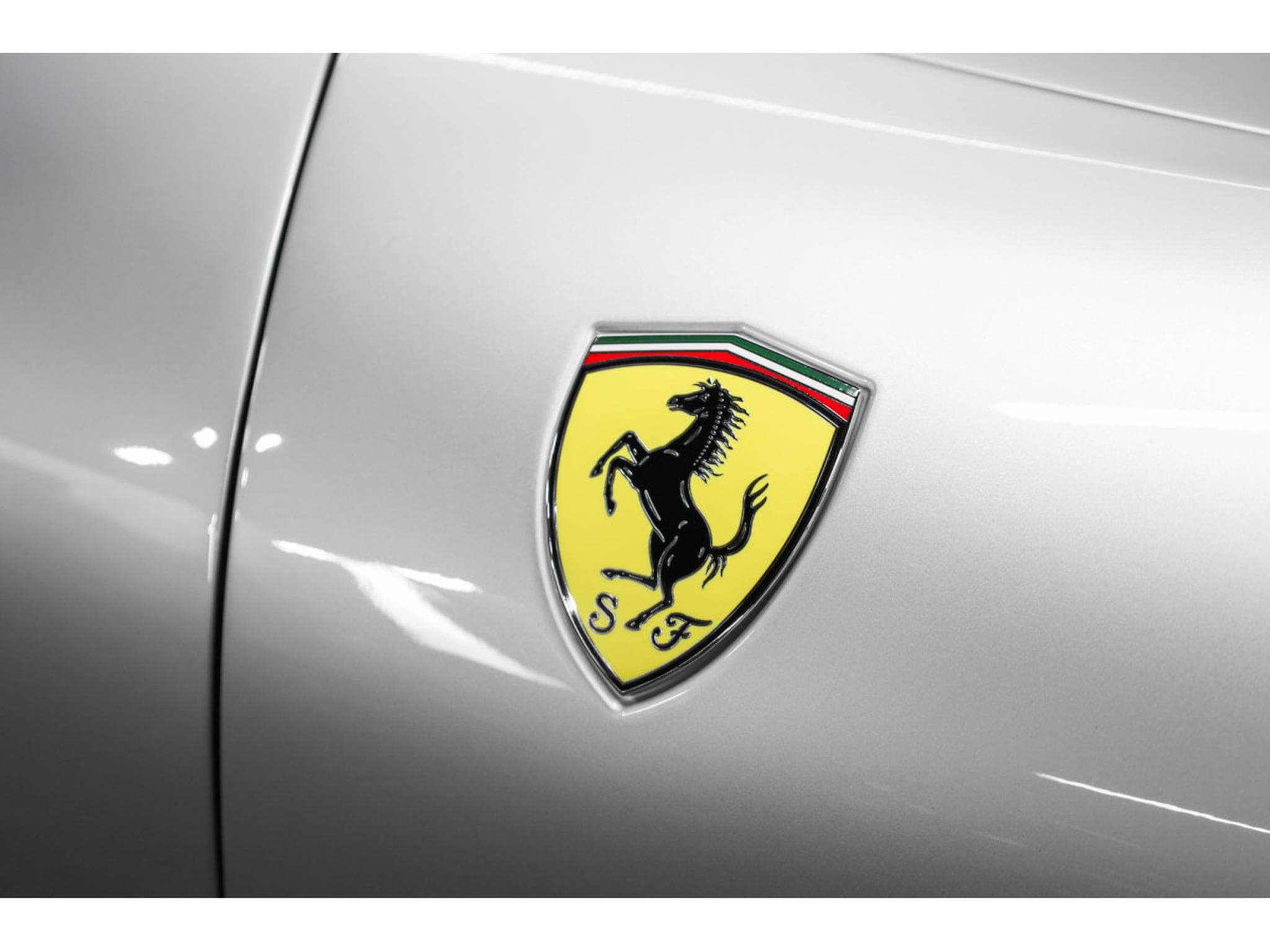 Ferrari Roma V8 - ARGENTO NURBURGRING (2021) - Photo 20