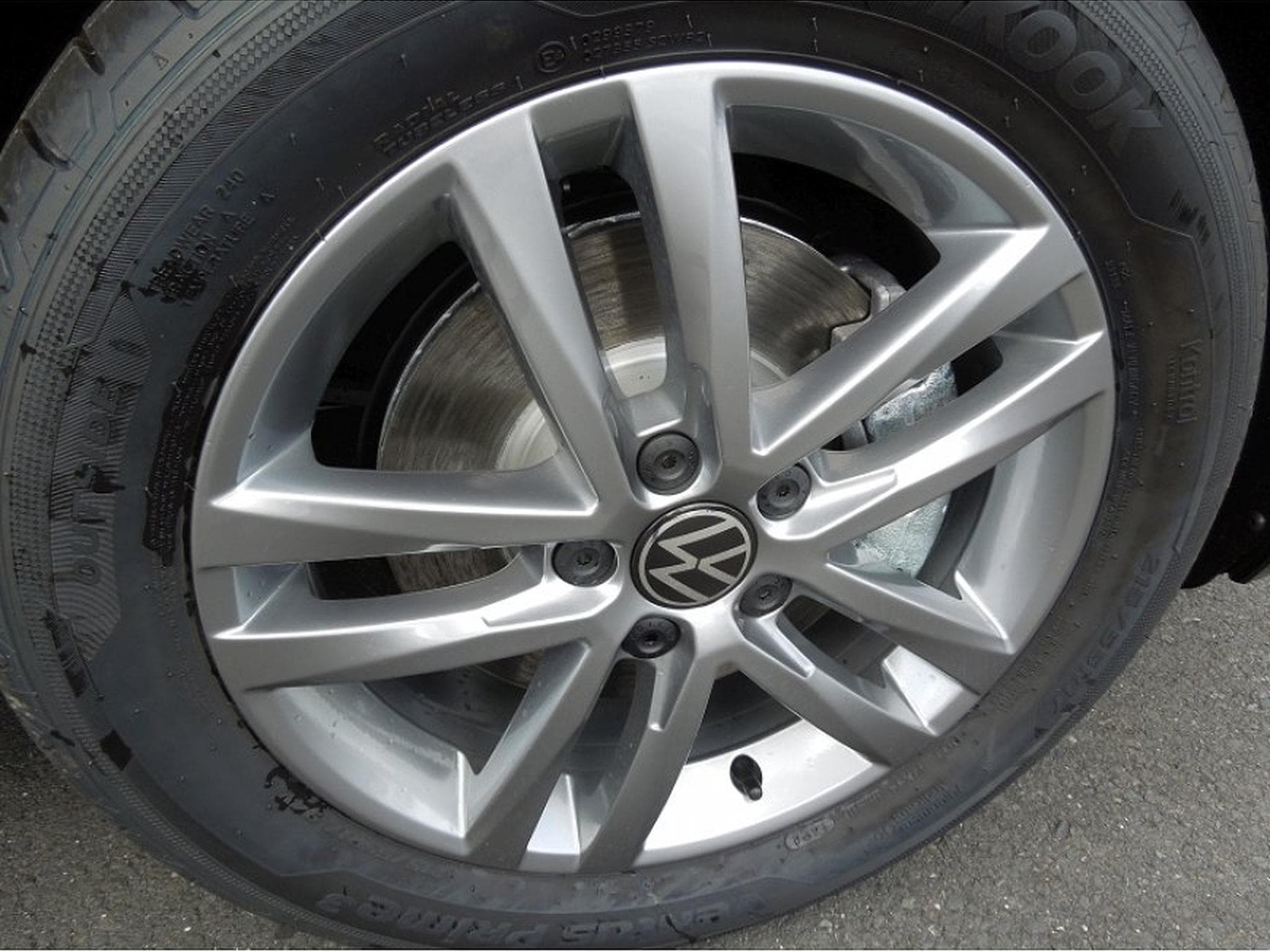 VW Touran (2026) - Photo 14