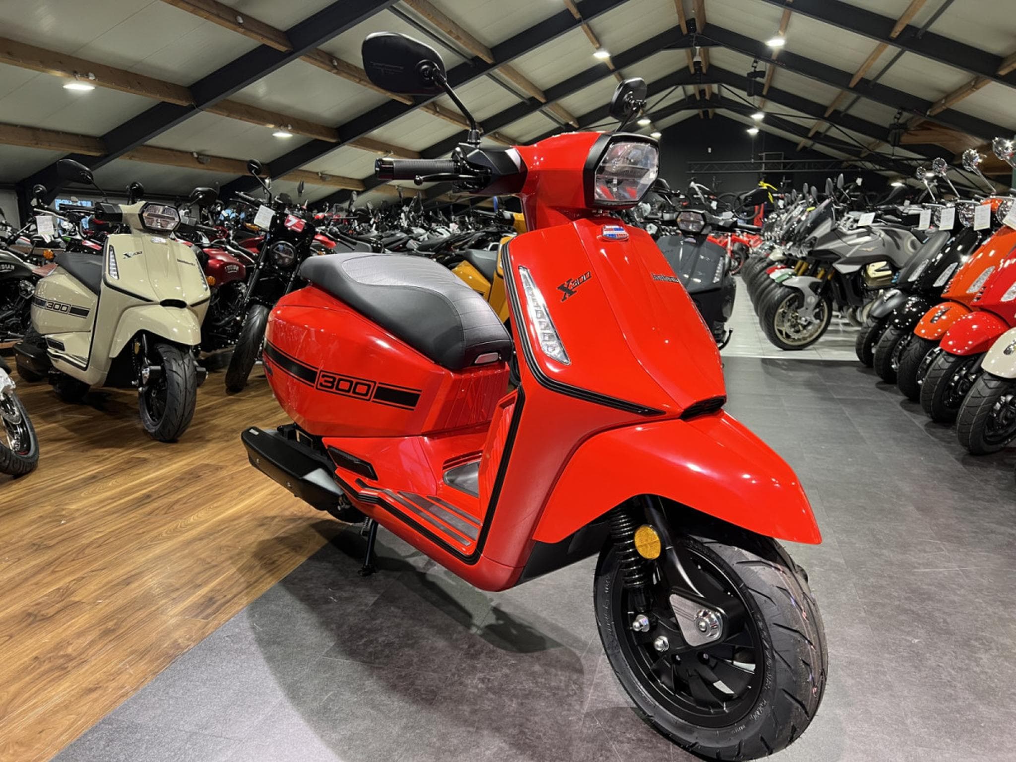 Lambretta X-300 SR (2026) - Photo 4