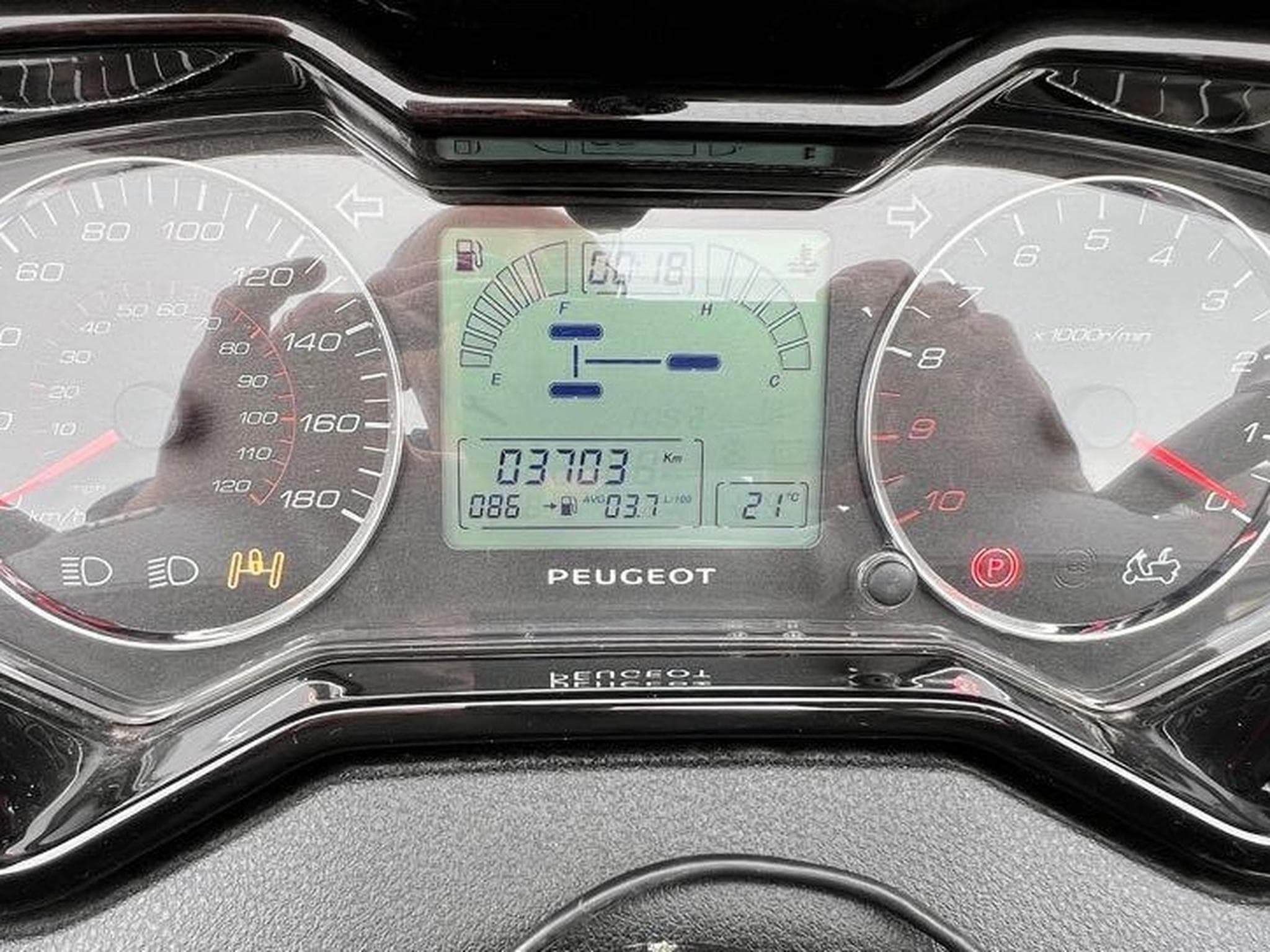 Peugeot Metropolis (2020) - Foto 8
