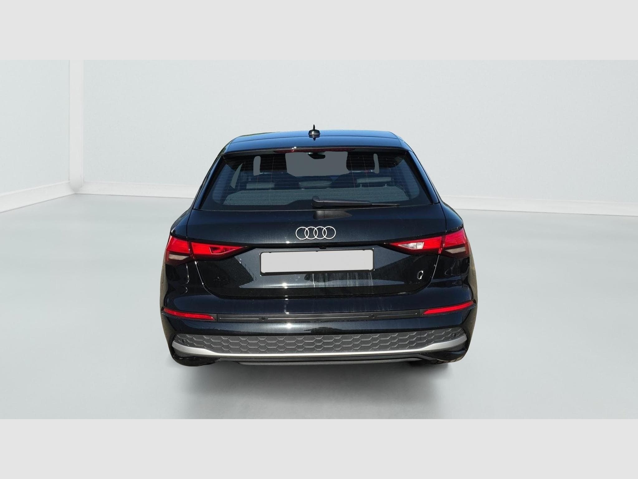 Audi A3 TFSI Mild Hybrid 150 S tronic 7 Design (2026) - Photo 6