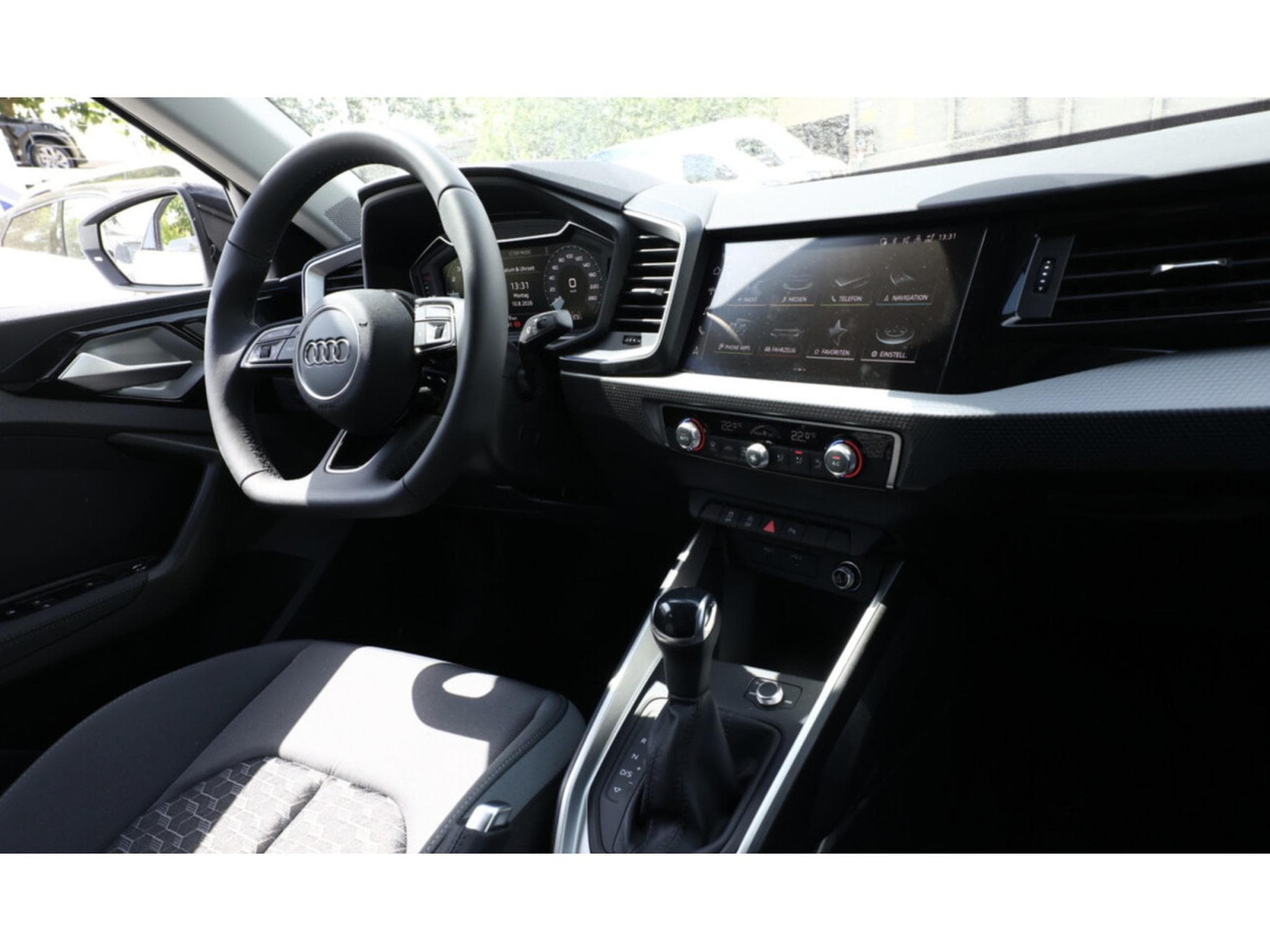 Audi A1 A1 SB S Line TSI 150ps (2026) - Photo 8