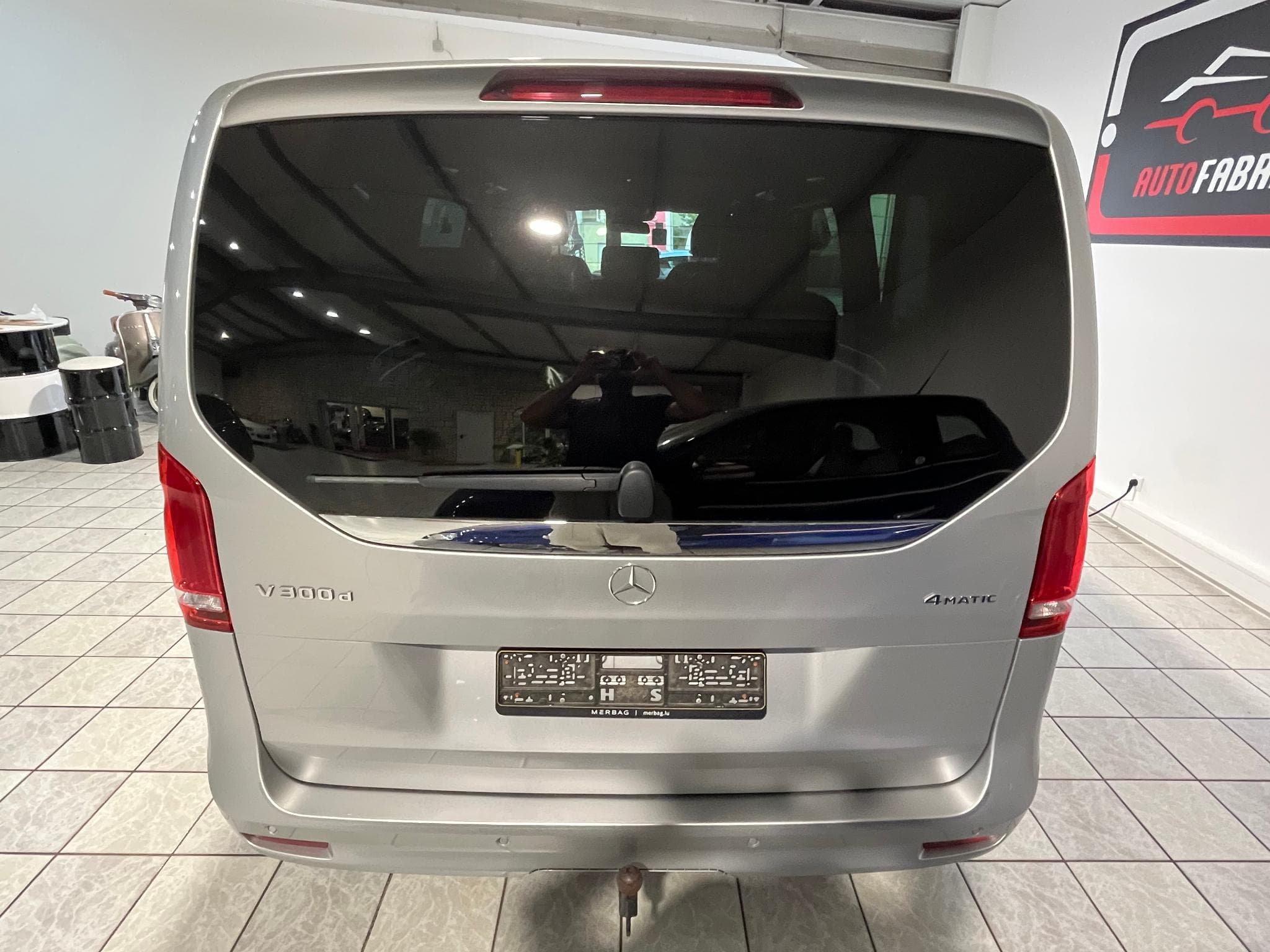 Mercedes V 300 4Matic 9G-TRONIC Long / L2 7 places Avantgarde Pack AMG Line (2023) - Foto 4