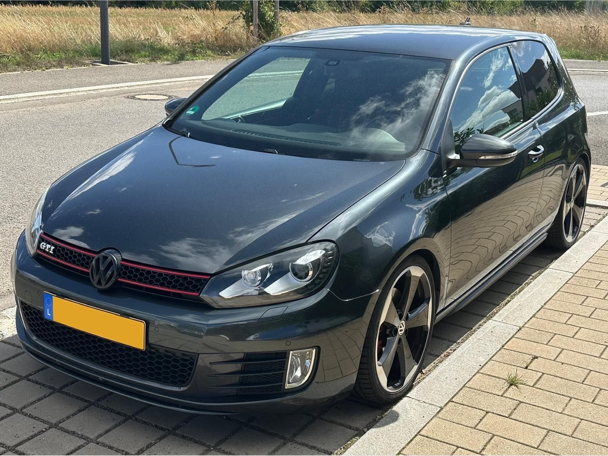VW GTI 2.0 TSI GTI 211CV AUTOMATIQUE (2012) - Photo 1