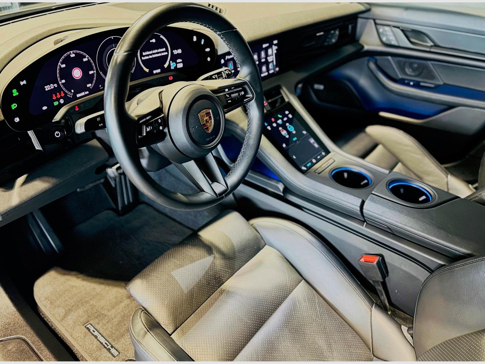 Porsche Taycan TAYCAN CROSS TURISMO 4 350KW (2022) - Photo 9