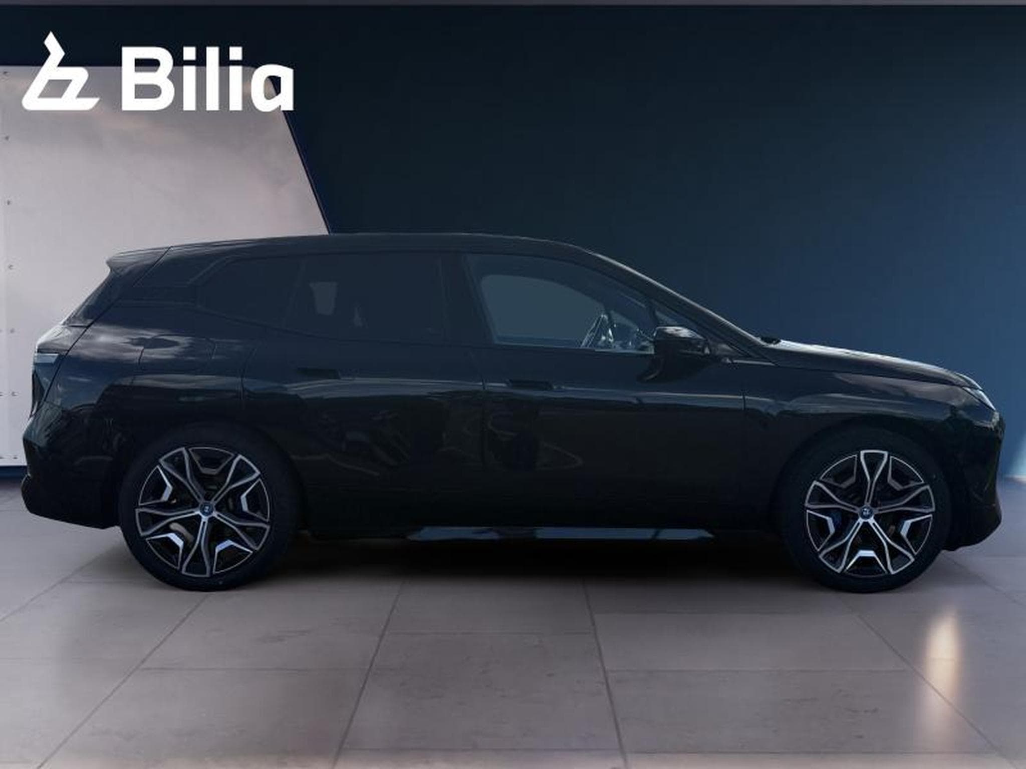 BMW iX iX xDrive 50 (2022) - Photo 3
