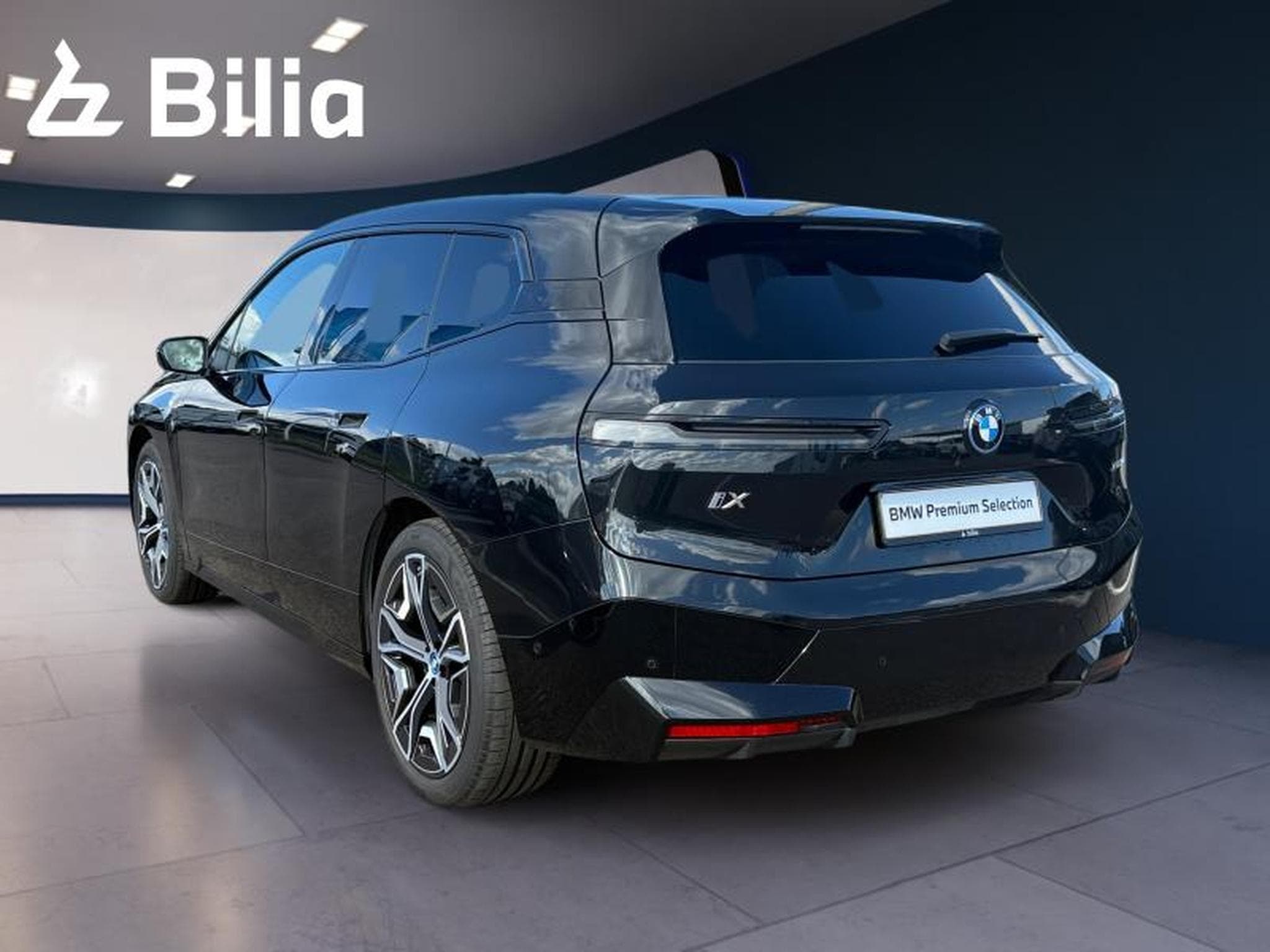 BMW iX iX xDrive 50 (2022) - Photo 5
