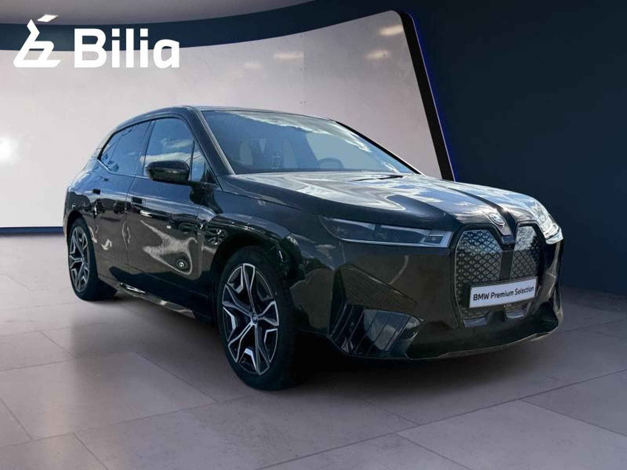 BMW iX iX xDrive 50 (2022) - Photo 9
