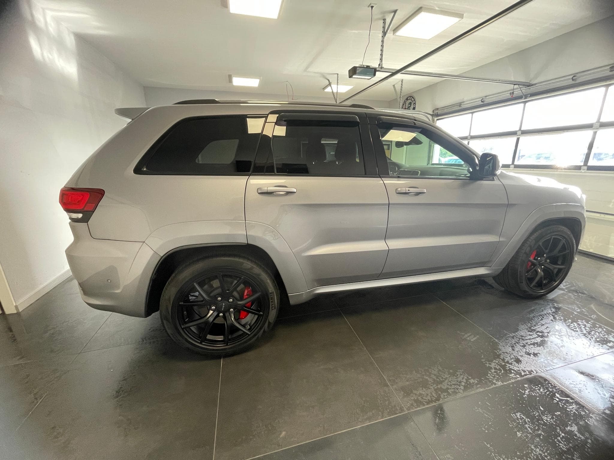 Jeep Grand Cherokee SRT (2018) - Photo 4