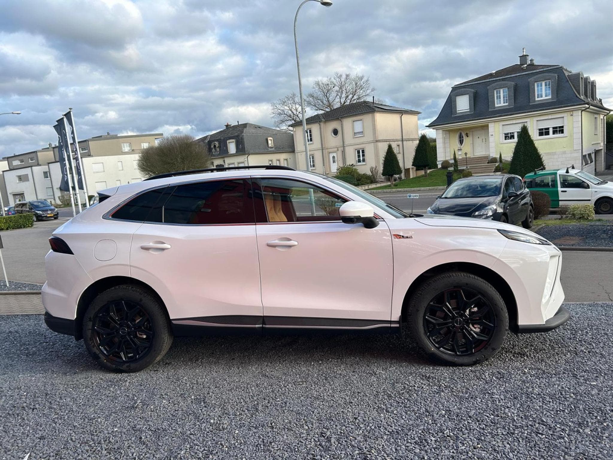 Forthing T5 EVO FRIDAY ELECTRIQUE (2026) - Photo 7