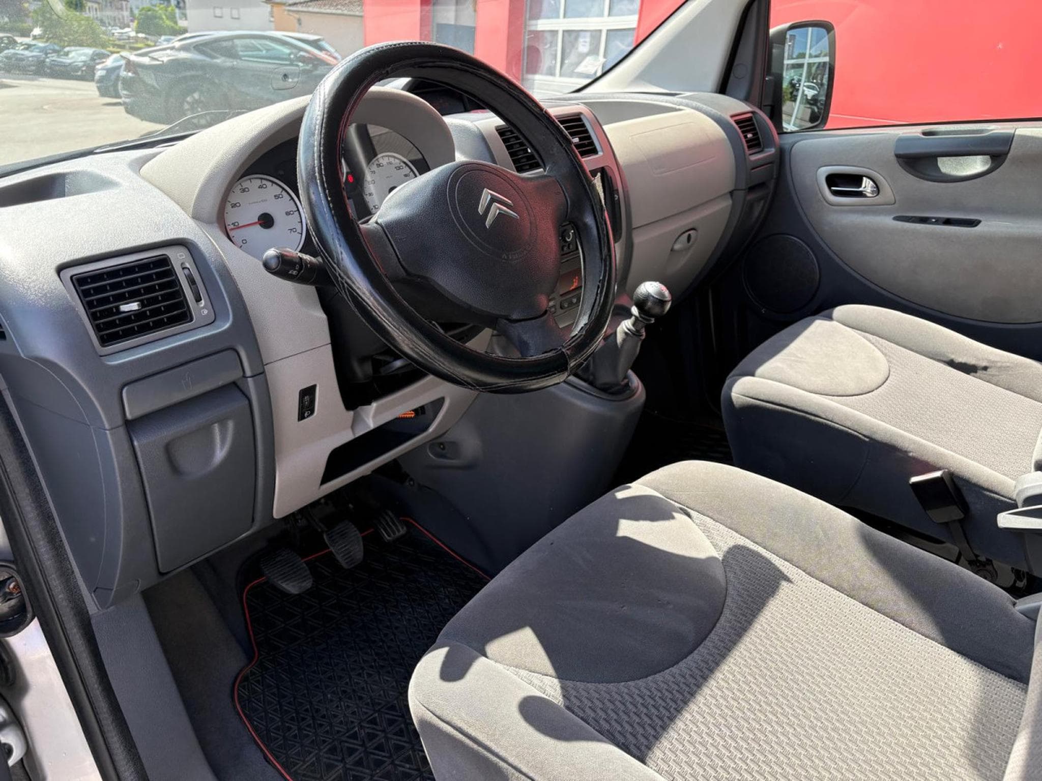 Citroën Jumpy 2.0 LITRES HDI 120 8 PLACES (2012) - Foto 8