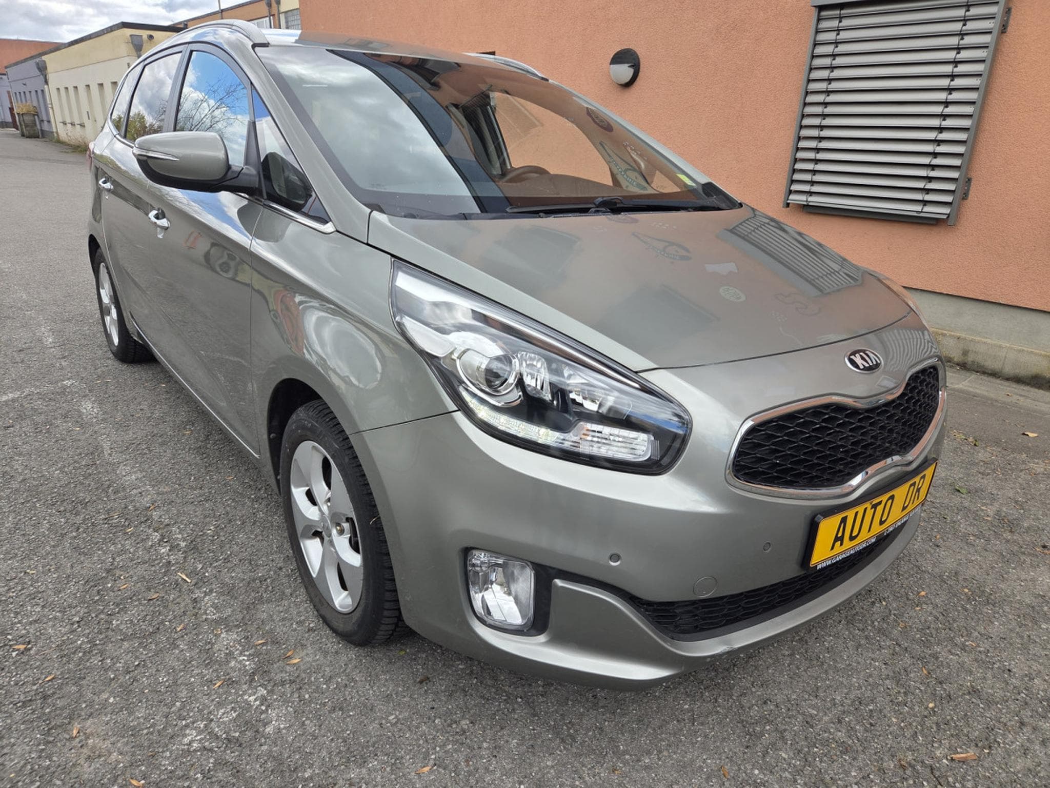 Kia Carens 1.7 CRDI 115 CV 7 Places (Garantie 12 Mois) (2015) - Photo 1