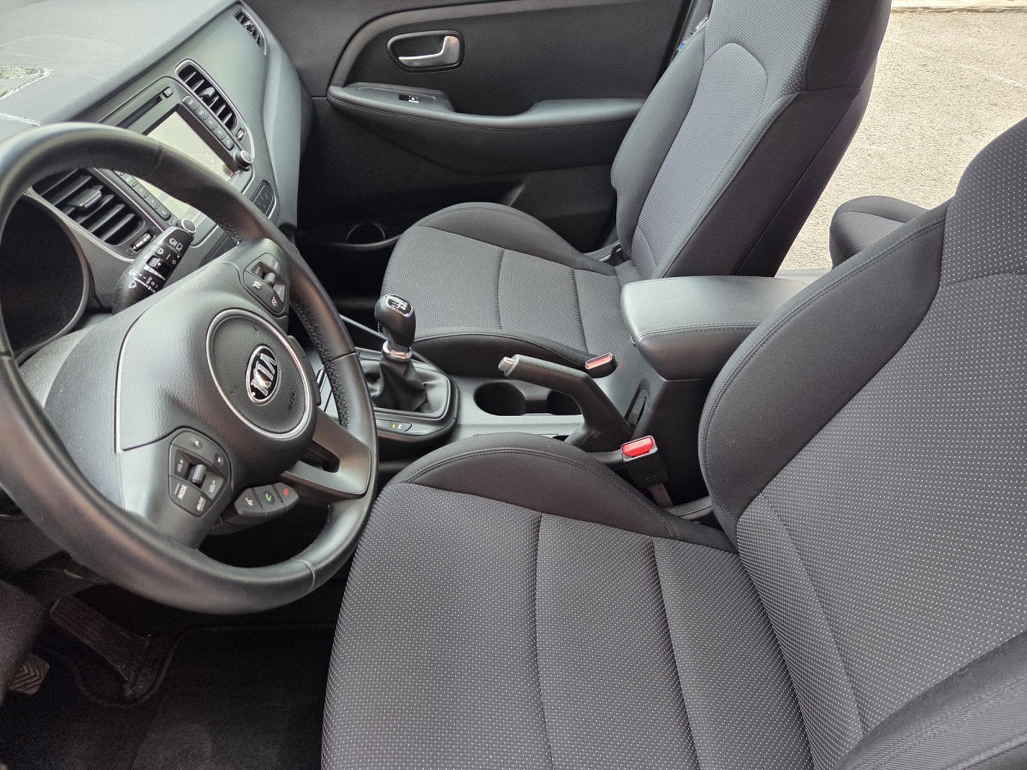 Kia Carens 1.7 CRDI 115 CV 7 Places (Garantie 12 Mois) (2015) - Photo 14