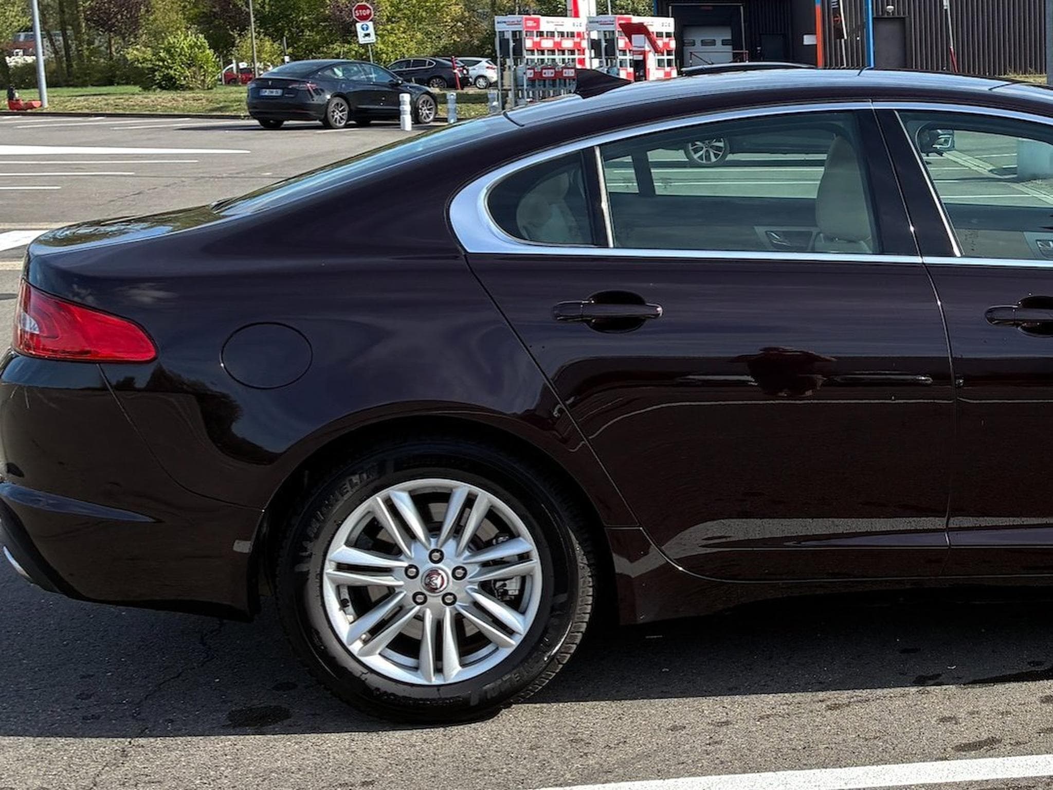 Jaguar XF 2.2 L Diesel (2013) - Photo 3