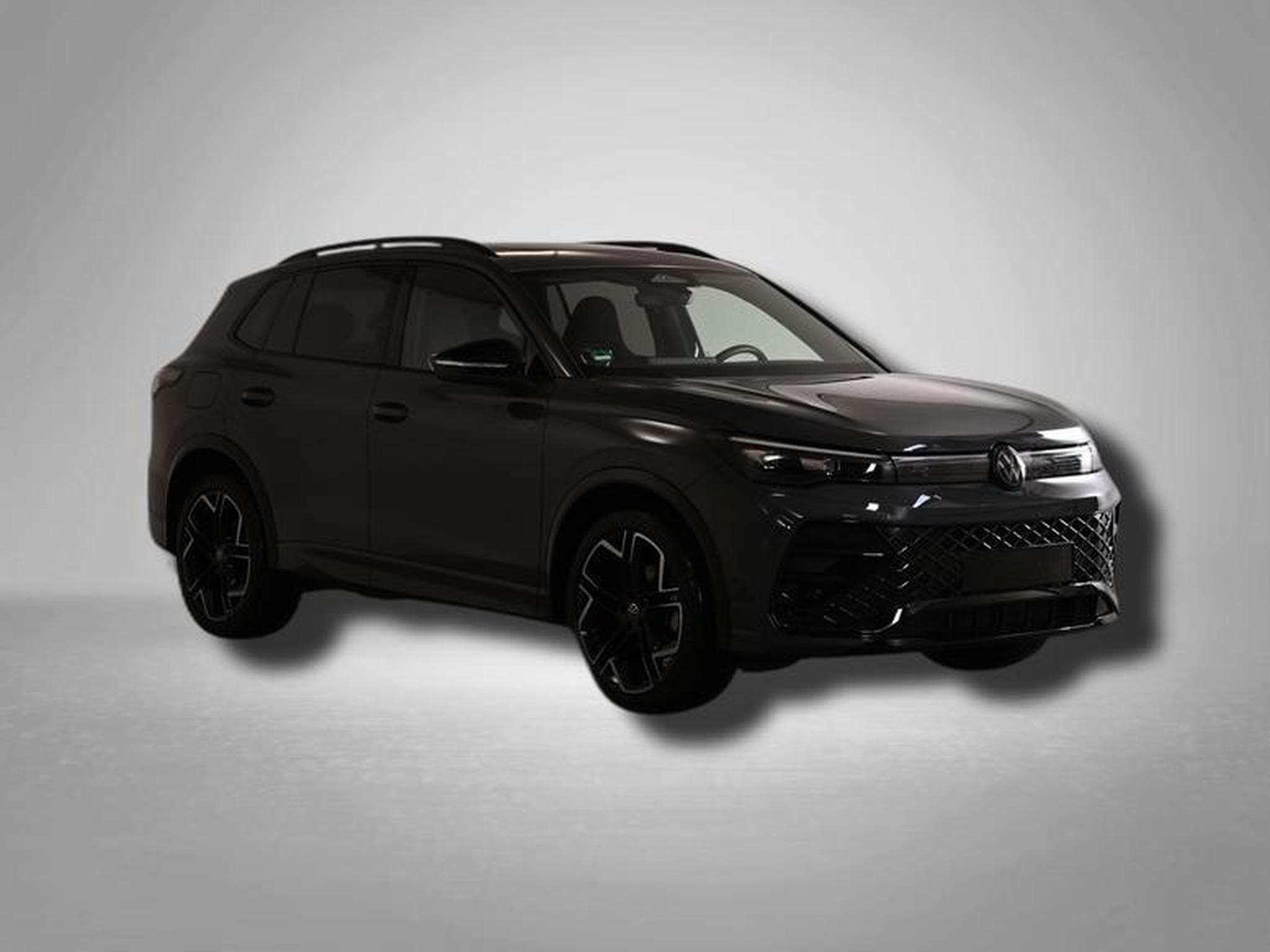 VW Tiguan R-Line 1.5 eTSI 7-Gang-DSG (2025) - Photo 8