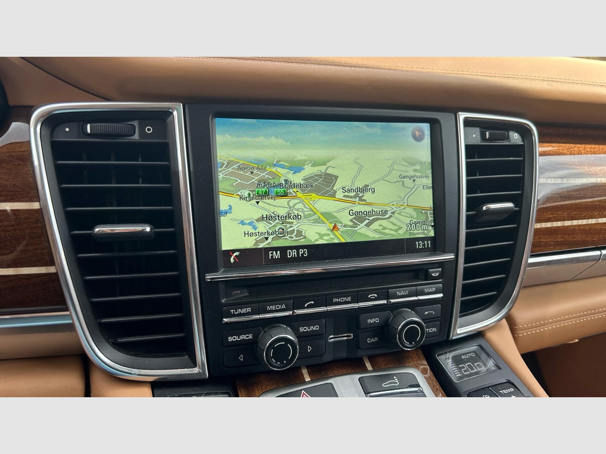 Porsche Panamera 3.0 S HYBRID (2015) - Photo 9