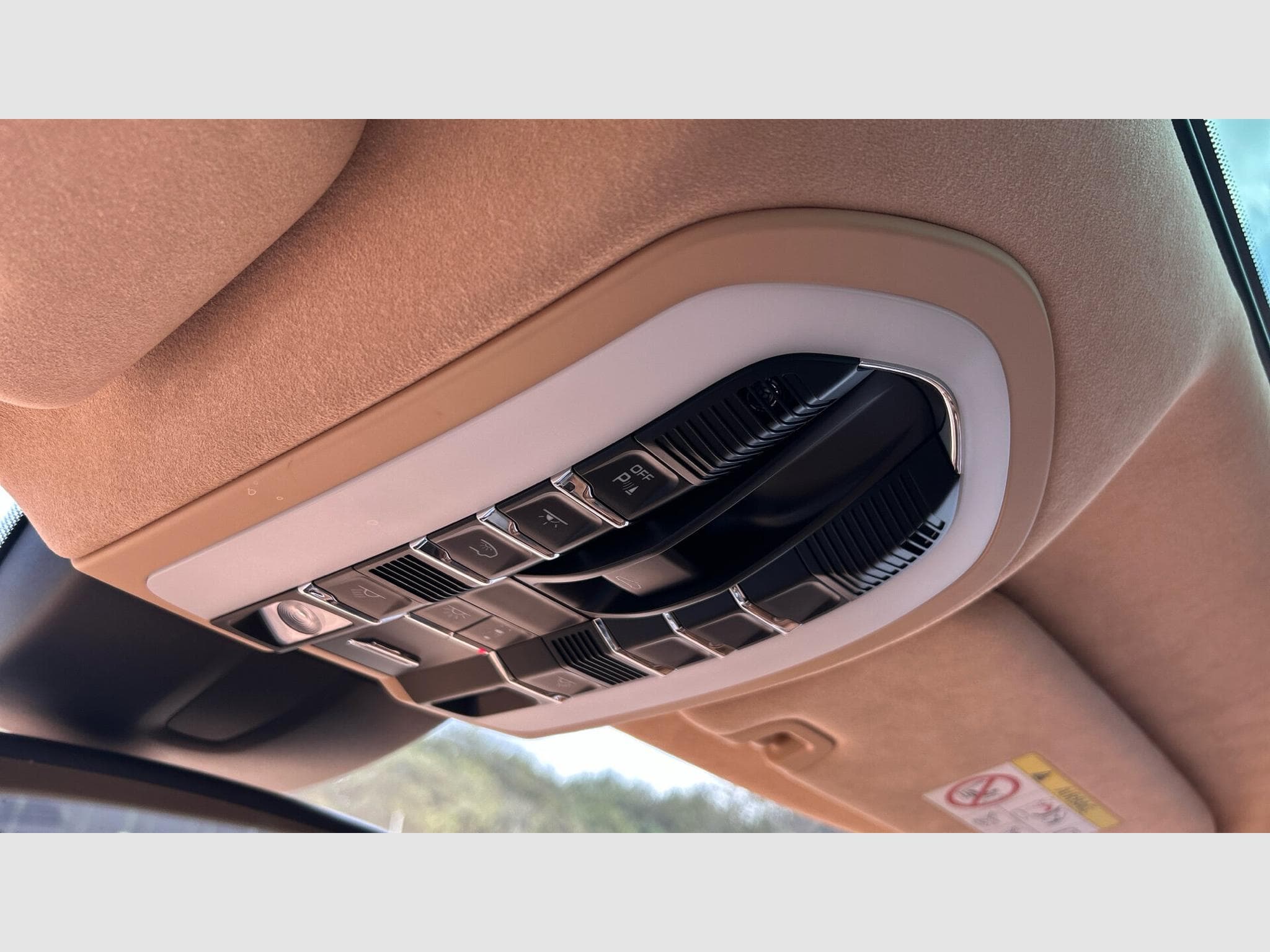 Porsche Panamera 3.0 S HYBRID (2015) - Photo 13