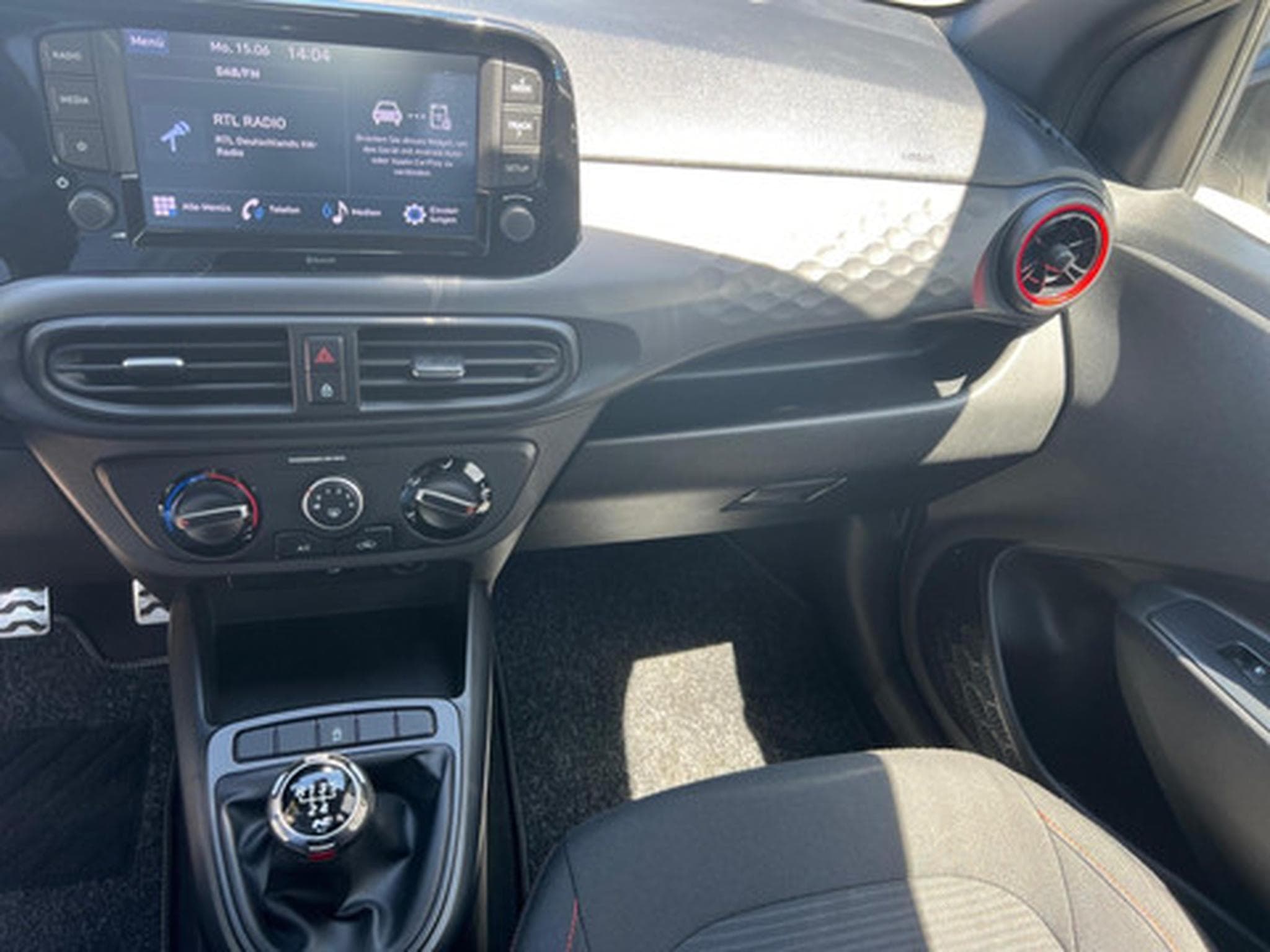Hyundai i10 1.0 T-GDi Twist N-Line (2022) - Foto 25