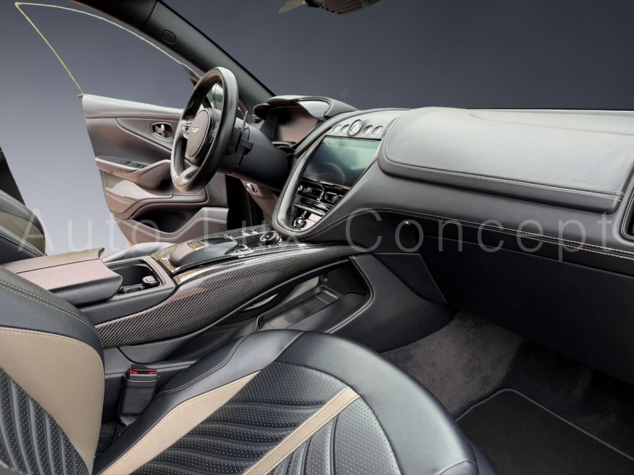 Aston-Martin DBX 707 (2022) - Photo 7