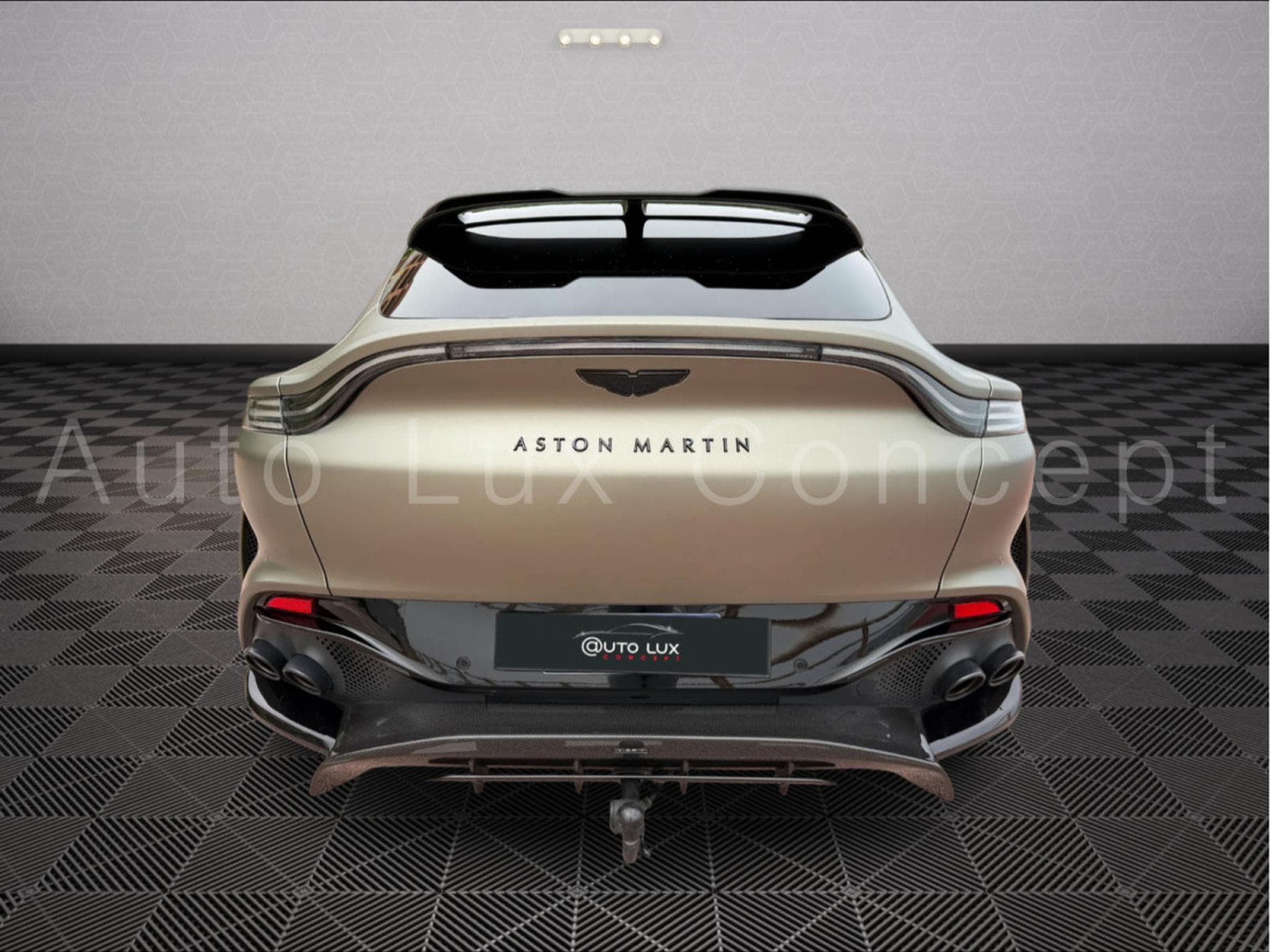 Aston-Martin DBX 707 (2022) - Photo 27