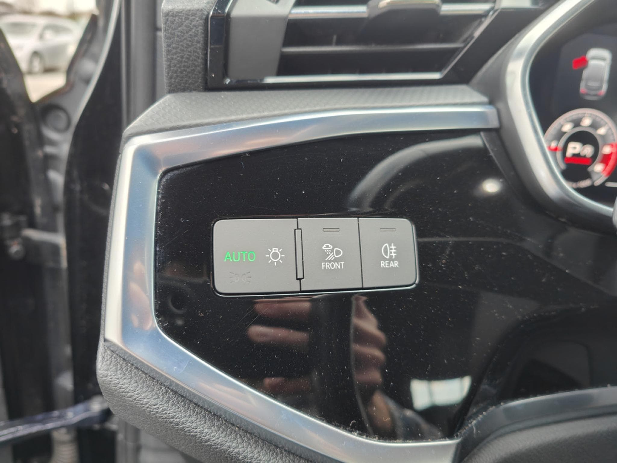 Audi Q3 Q3 SPORTBACK 40 TDI QUATTRO S-TRONIC S-LINE CAMERA VIRTUAL (2020) - Photo 23