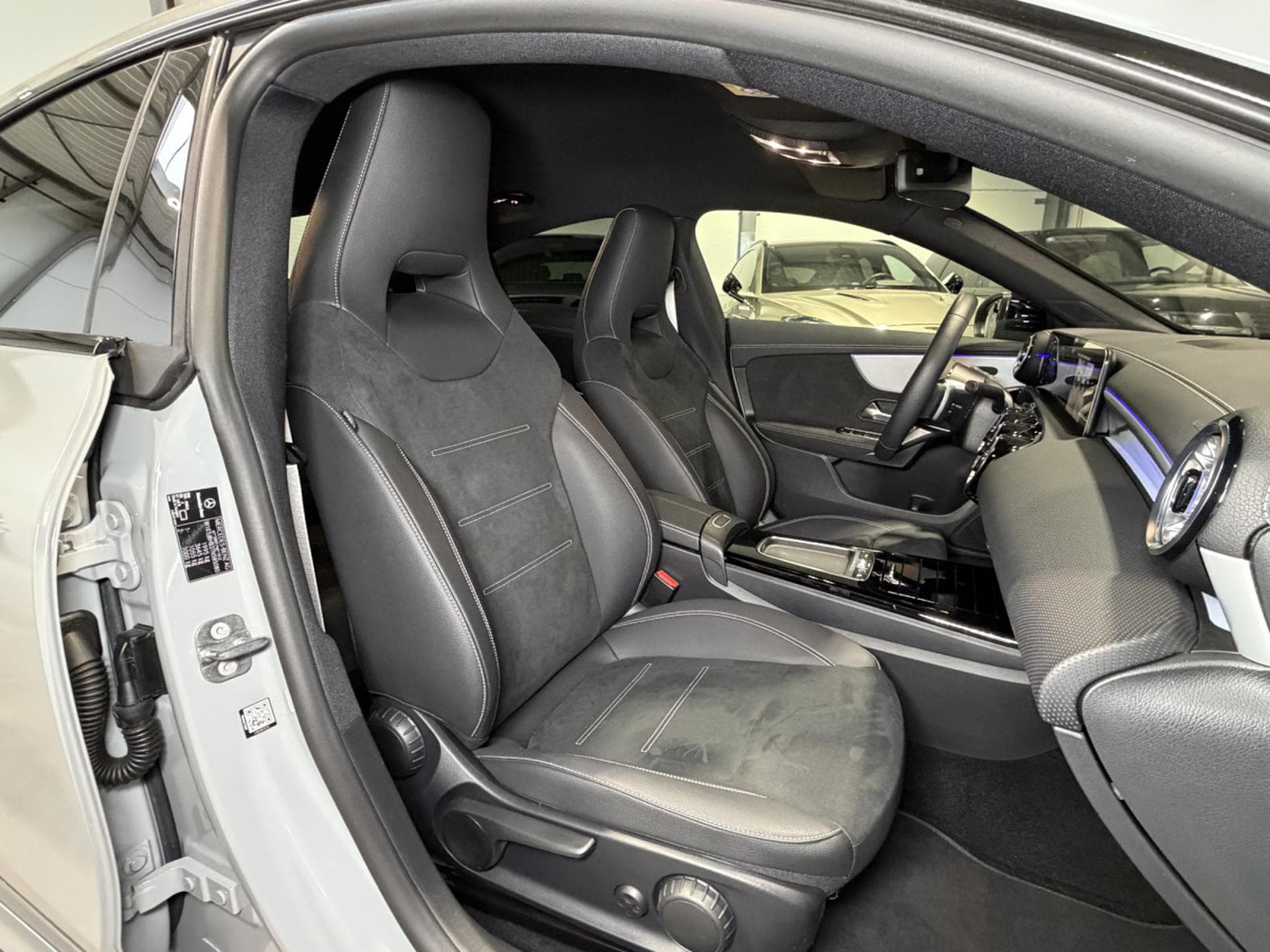 Mercedes CLA 200 CLA 200 Special Edition/AHK/KAMERA/19'/ (2025) - Photo 14