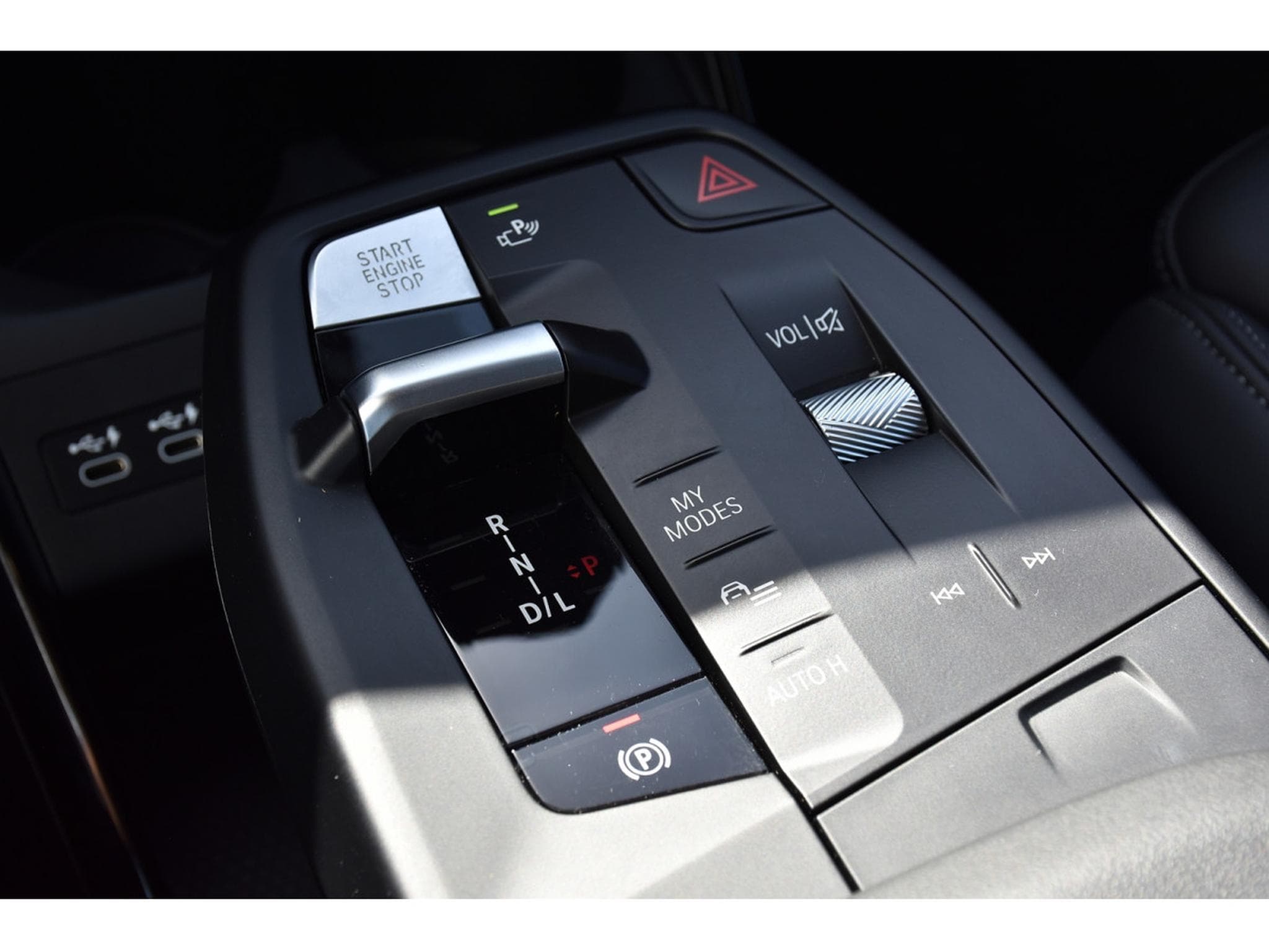 BMW 216 iA SG SPORT CUIR REGUL LANE CAM 1° MAIN (2023) - Photo 17