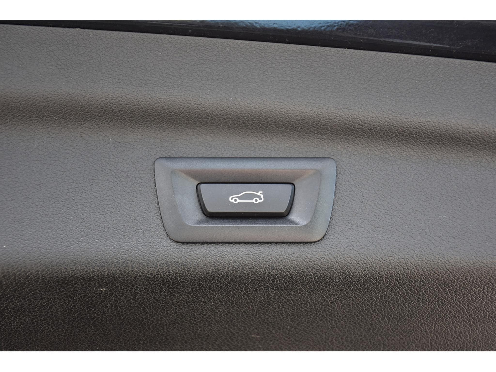 BMW 216 iA SG SPORT CUIR REGUL LANE CAM 1° MAIN (2023) - Photo 19