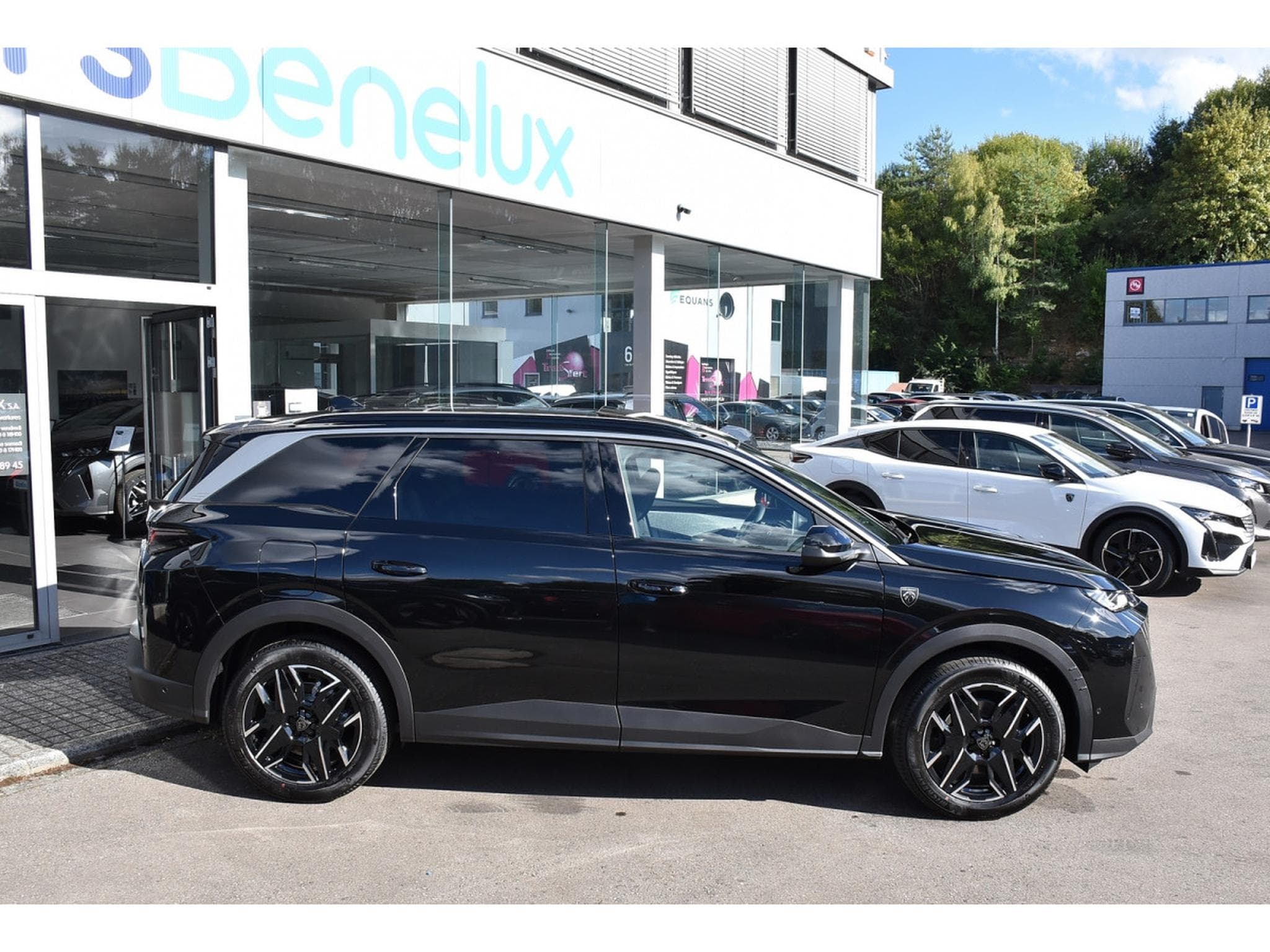 Peugeot 5008 Hybrid 145 GT Exclusive e-DCS6 PANO ACC CAM360 NEUF (2026) - Photo 3