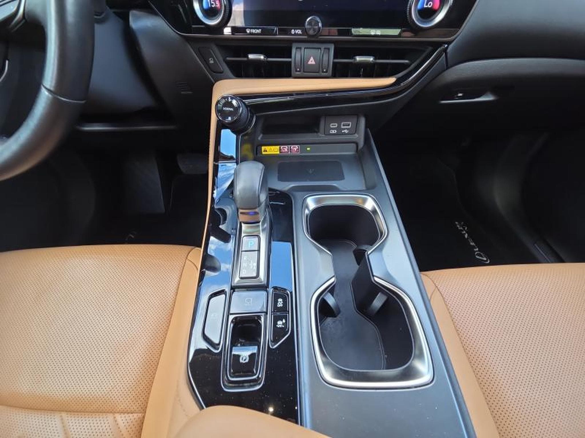Lexus NX 350h (2022) - Foto 13