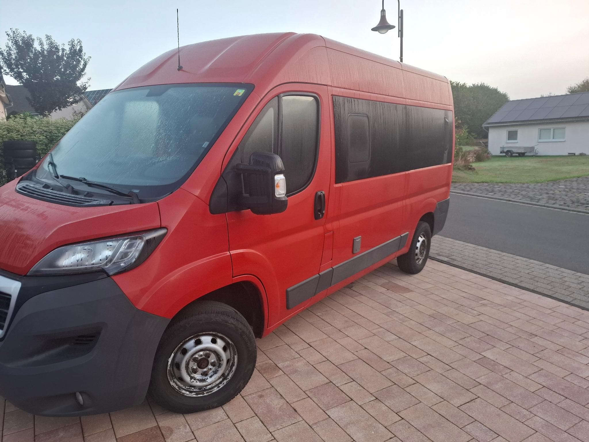 Peugeot Boxer Boxer 8sitzer Bus (2016) - Photo 1