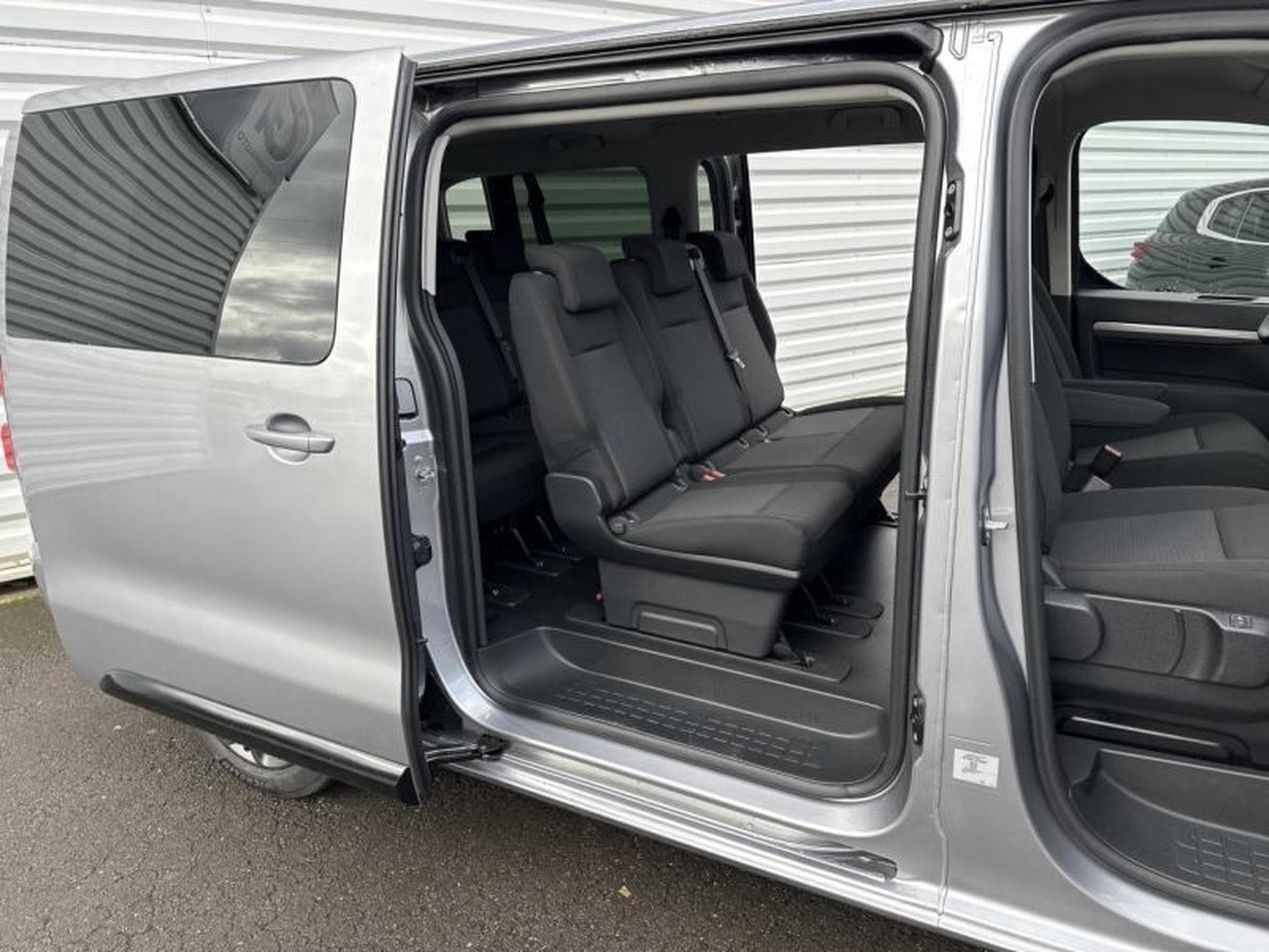 Citroën SpaceTourer XL 8 PLACES 2.2 L DIESEL 180CV EAT8 (2026) - Photo 19