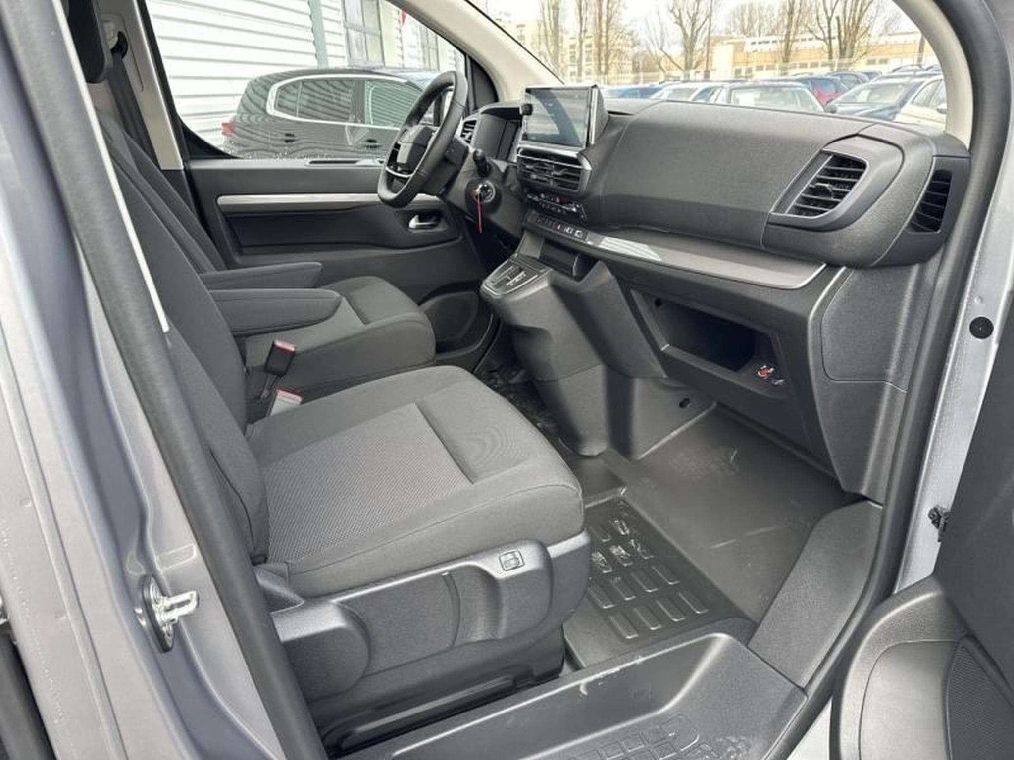 Citroën SpaceTourer XL 8 PLACES 2.2 L DIESEL 180CV EAT8 (2026) - Photo 20