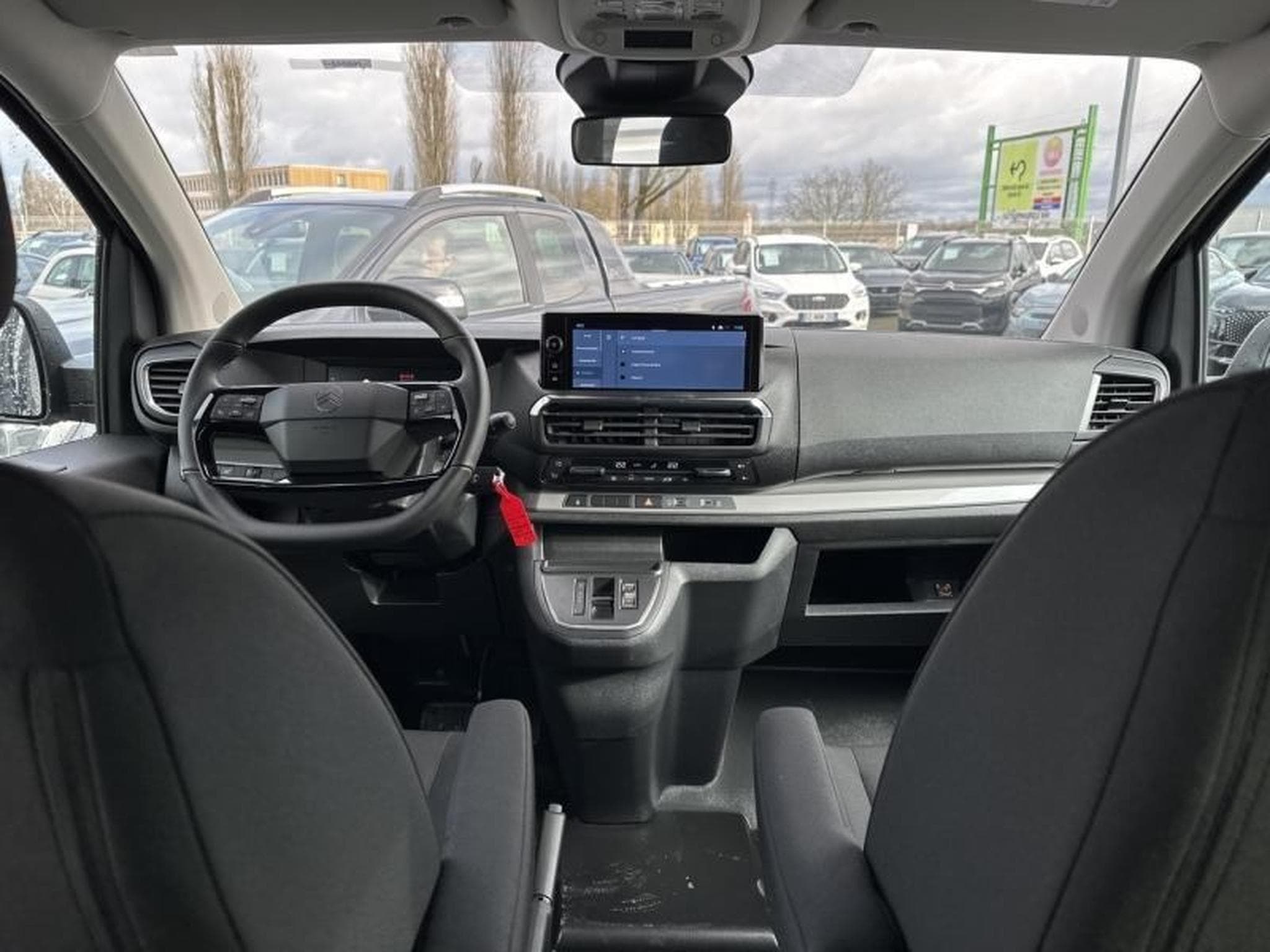 Citroën SpaceTourer XL 8 PLACES 2.2 L DIESEL 180CV EAT8 (2026) - Photo 23