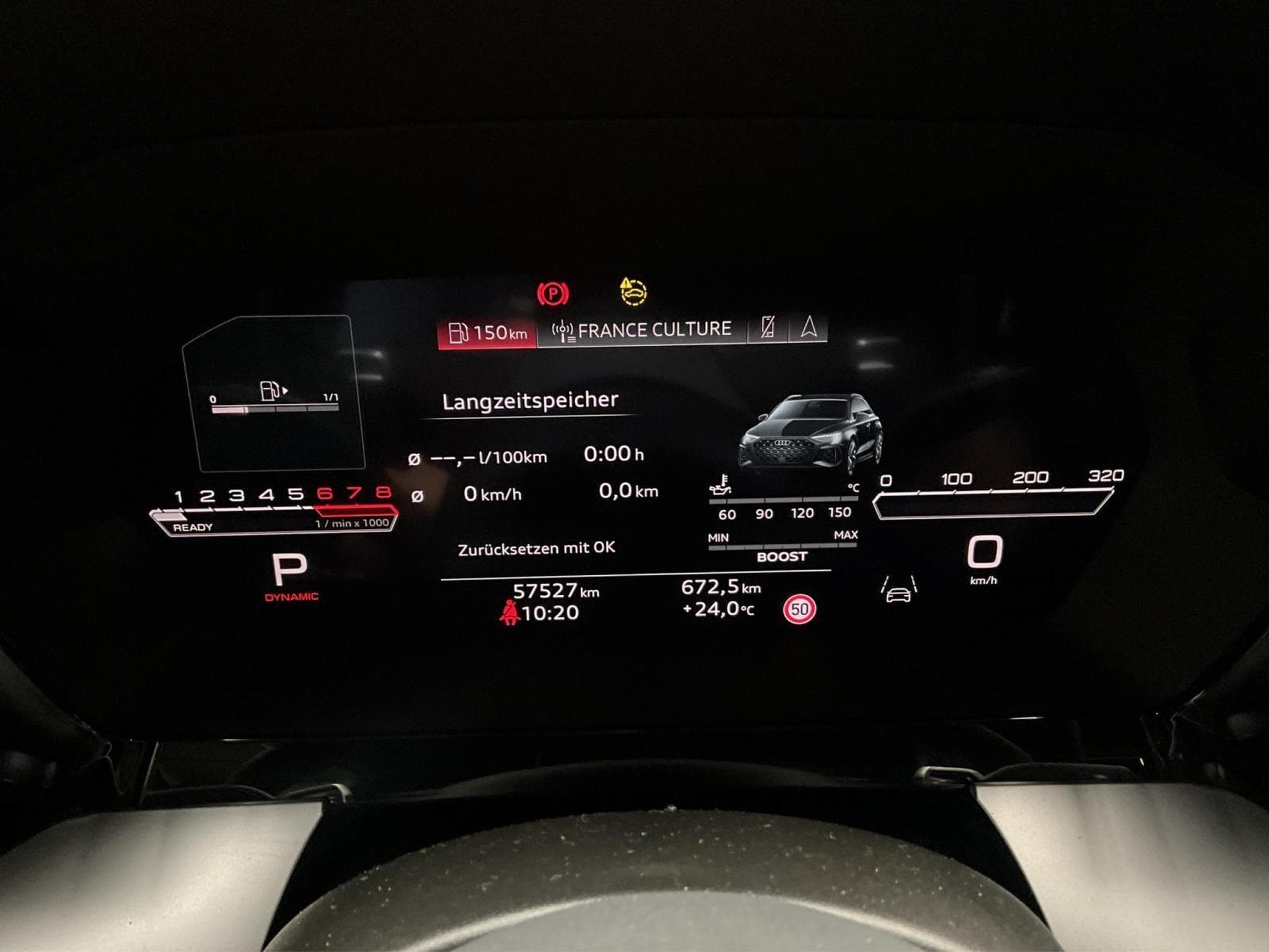 Audi RS3 TFSI Sportback quattro S tronic (2023) - Foto 11