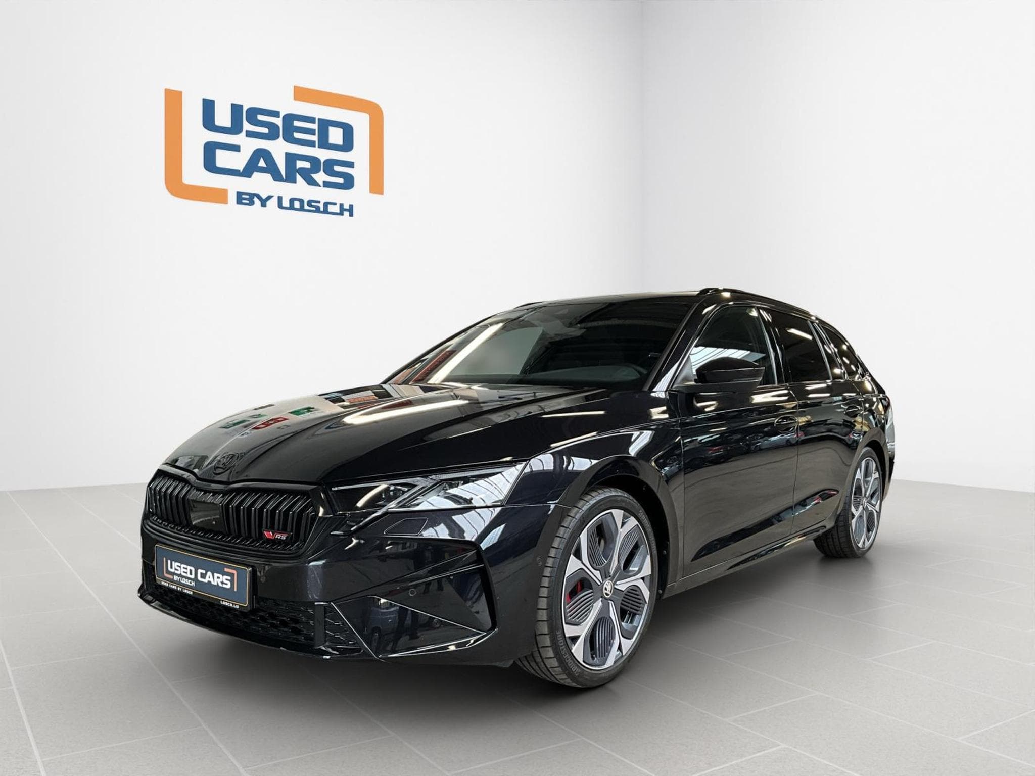 Skoda Octavia RS+DSG+Pano+360+Canton+AHK (2024) - Photo 1
