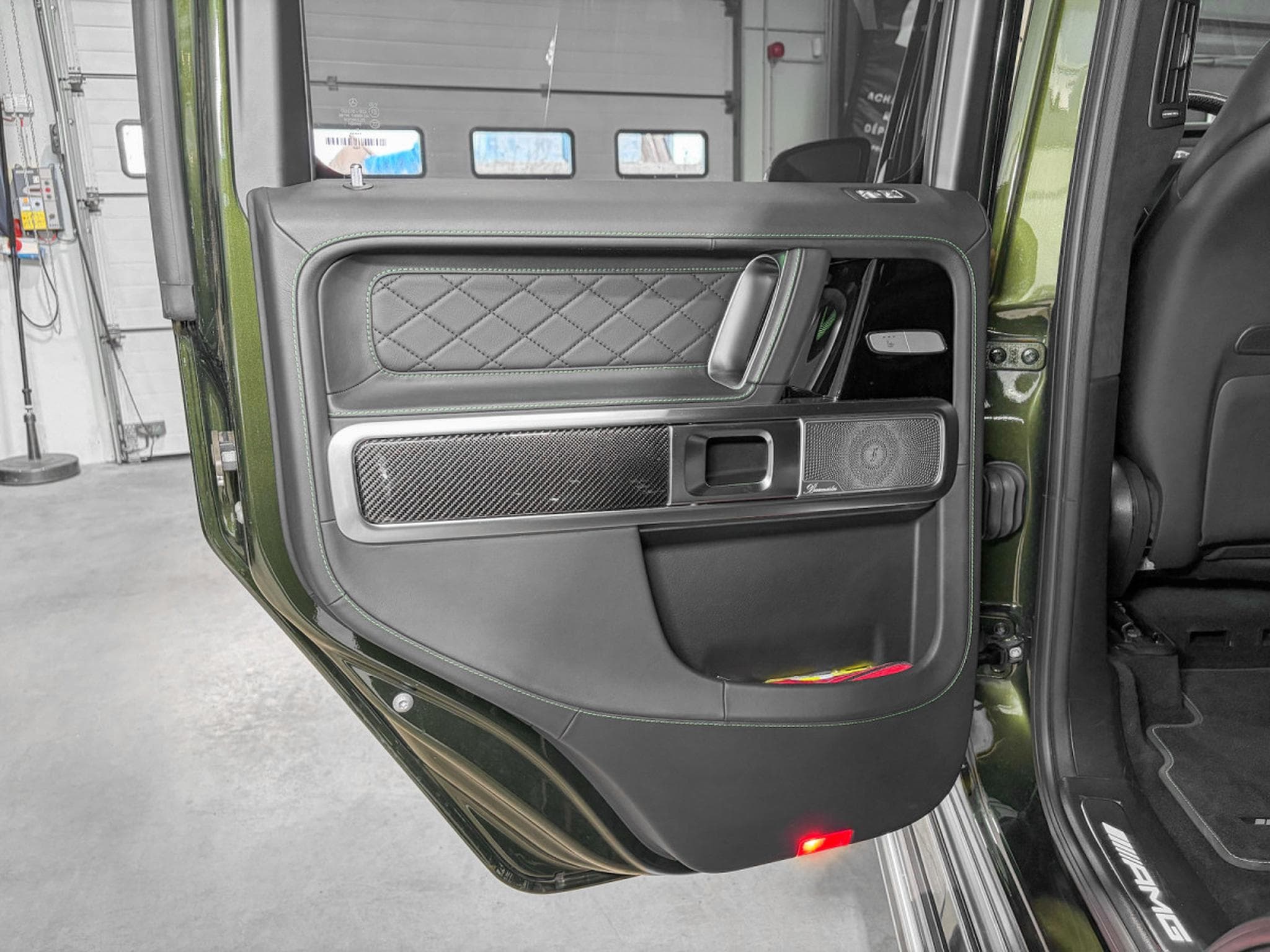 Mercedes G 63 AMG G63 AMG MANUFAKTUR/22/BURMESTER/DESIGNO MAGNO/360° (2023) - Photo 20
