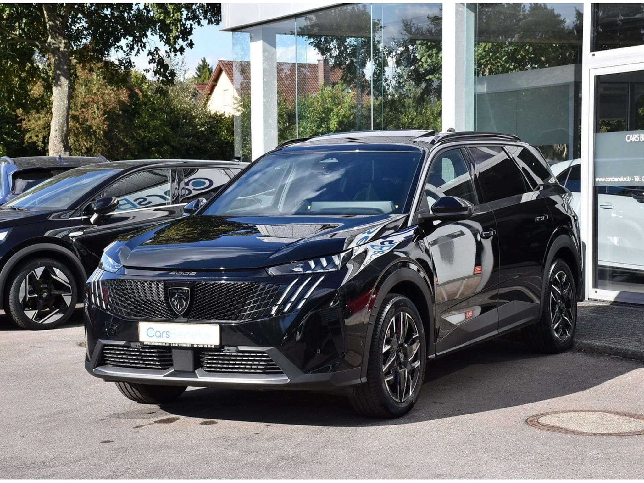 Peugeot 5008 Hybrid 145 GT Exclusive e-DCS6 PANO ACC CAM360 NEUF (2026) - Photo 2