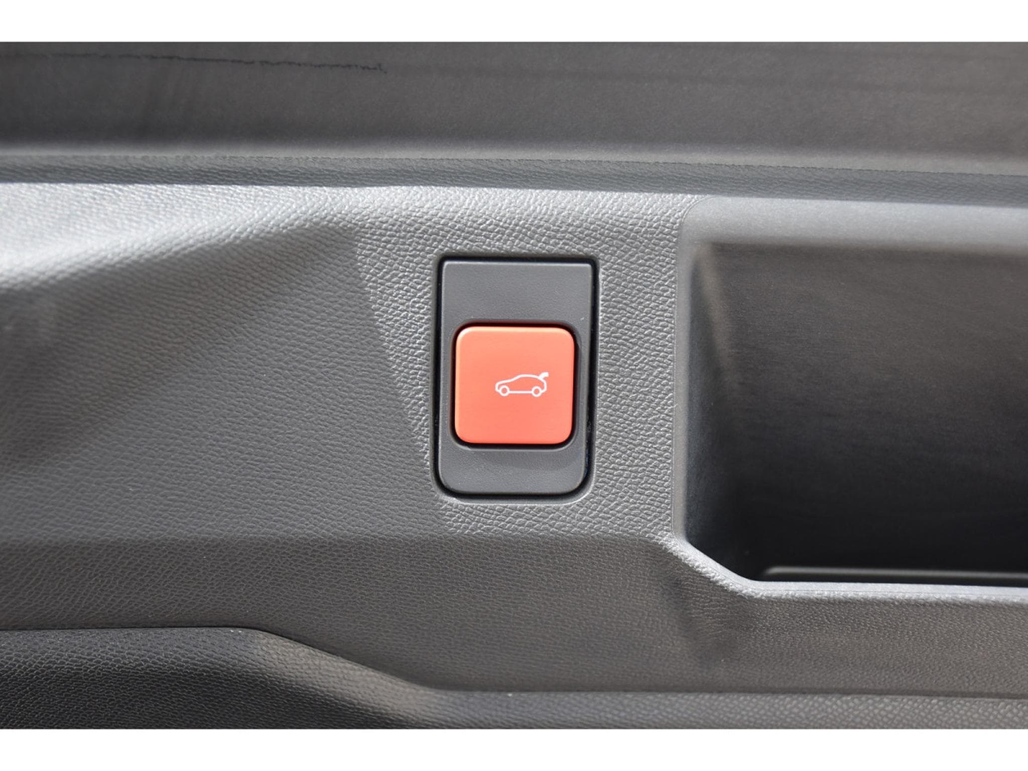 Peugeot 5008 Hybrid 145 GT Exclusive e-DCS6 PANO ACC CAM360 NEUF (2026) - Photo 24