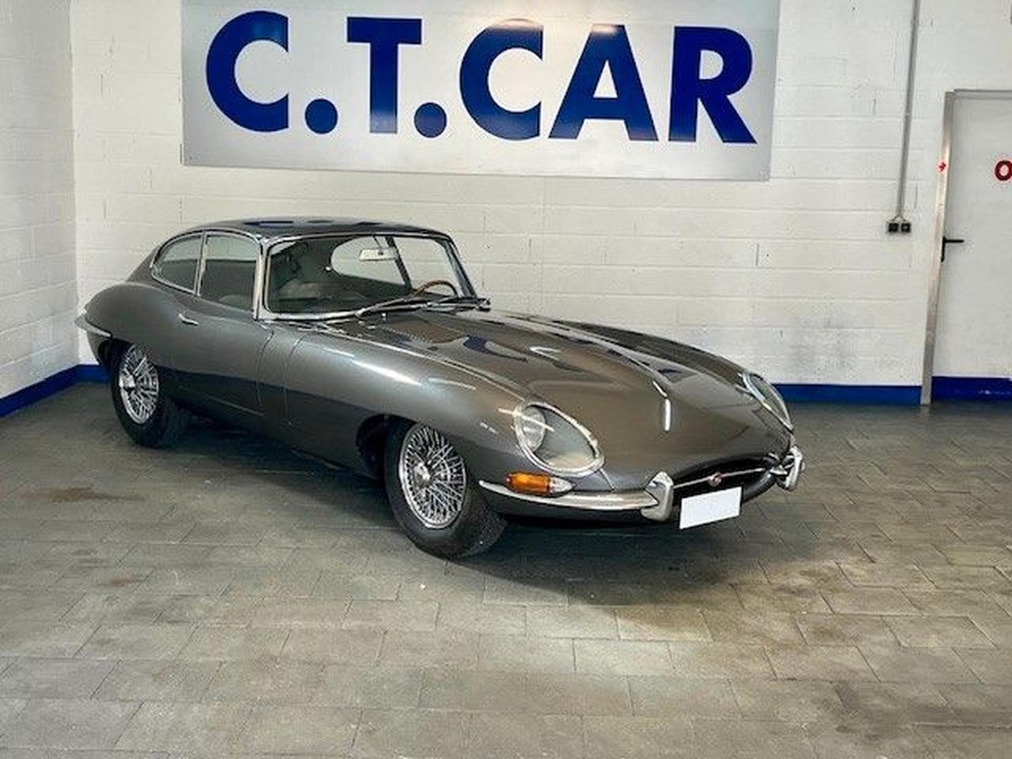 Jaguar E-Type S1 3.8 - Schalter - Top (1963) - Photo 1