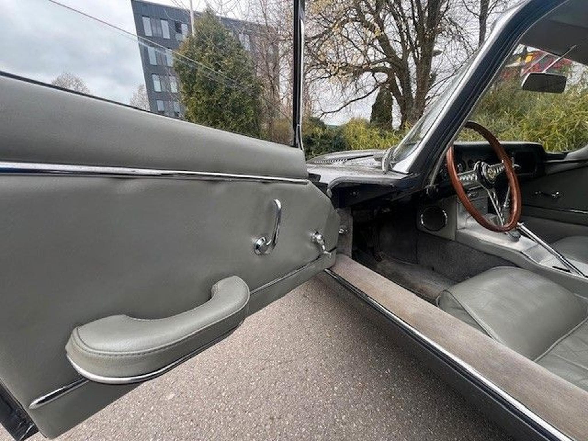 Jaguar E-Type S1 3.8 - Schalter - Top (1963) - Photo 14