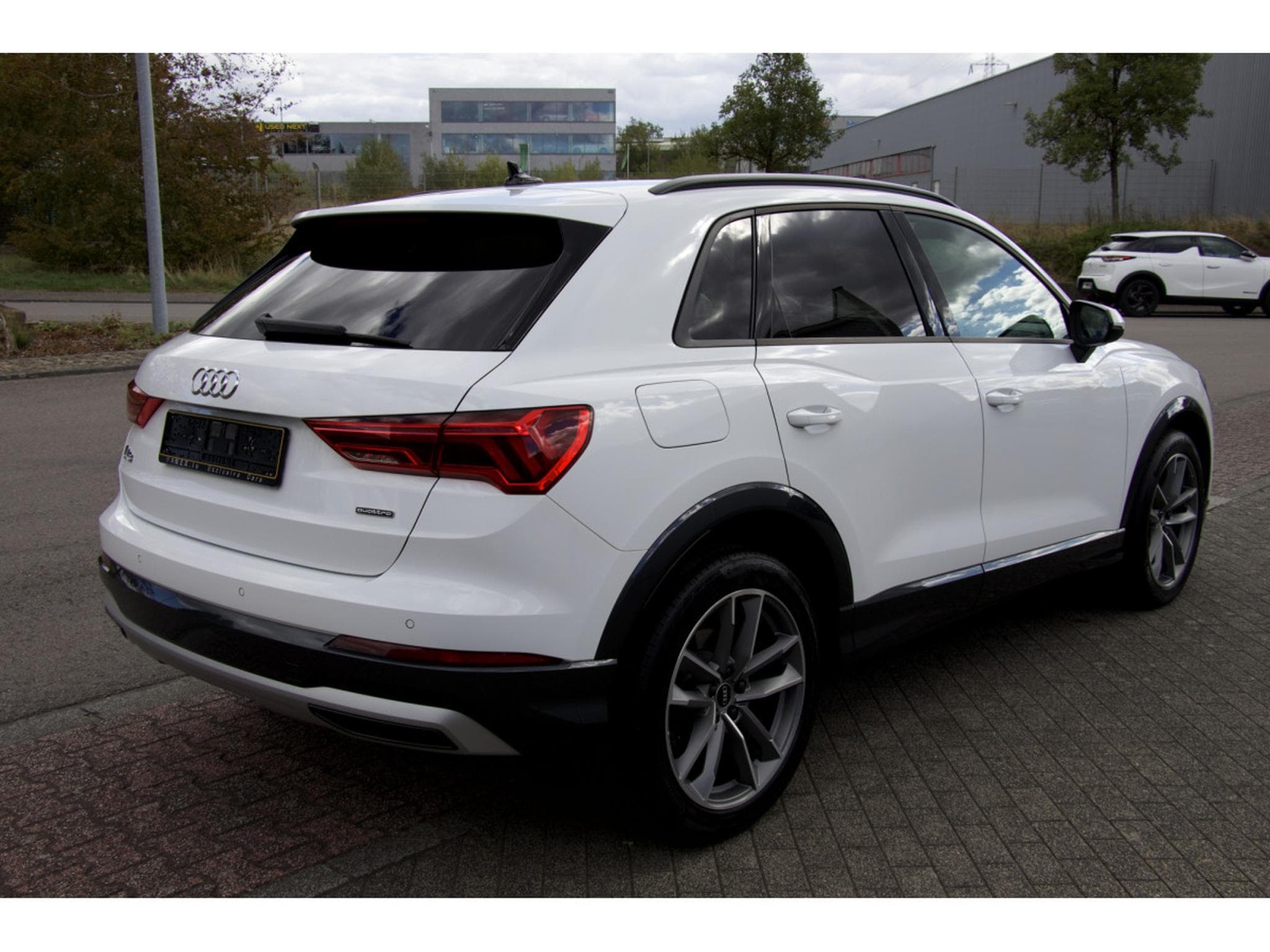 Audi Q3 35 TDI quattro S tronic advanced LED Navi ACC (2021) - Photo 4