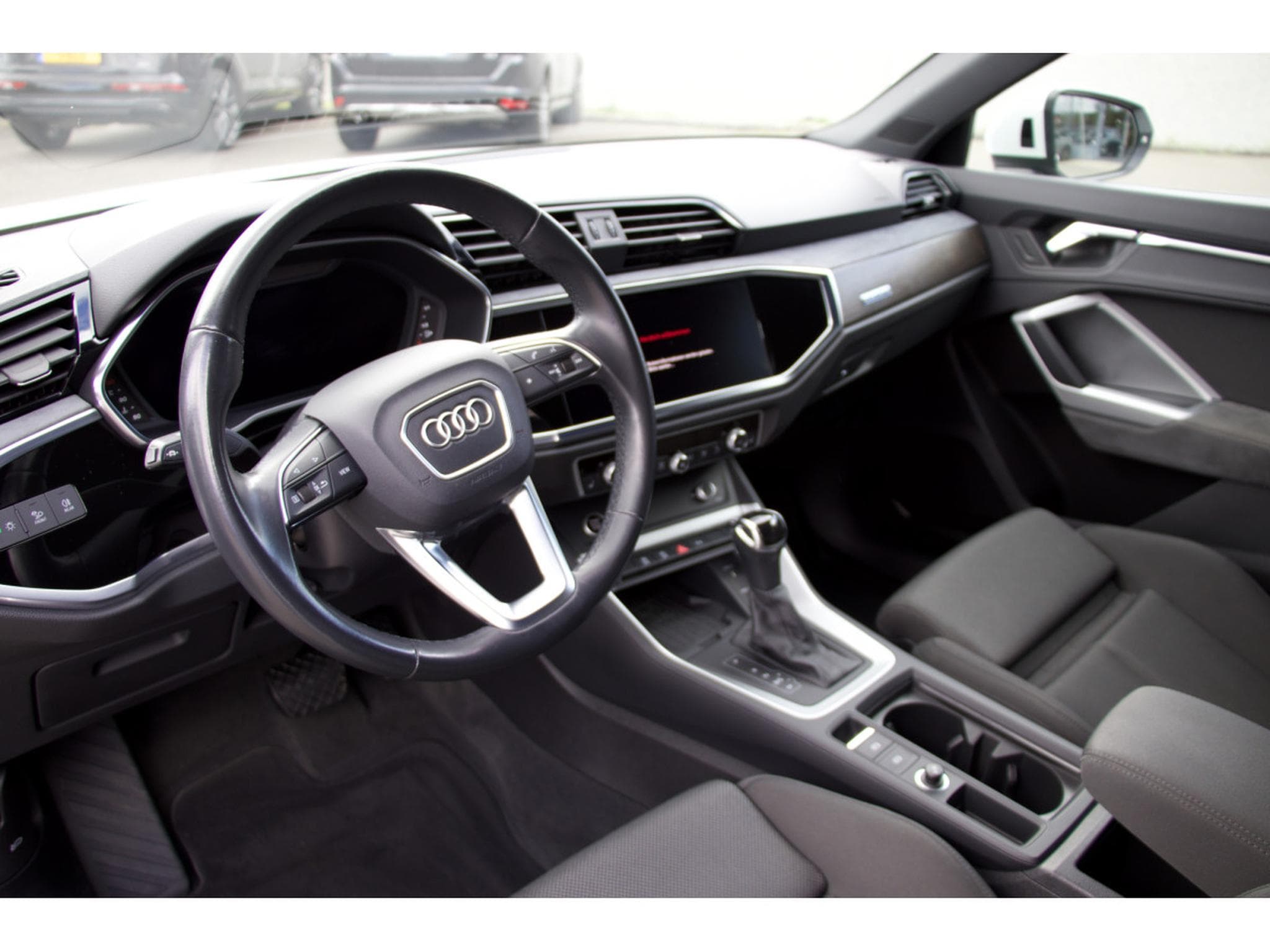 Audi Q3 35 TDI quattro S tronic advanced LED Navi ACC (2021) - Photo 8