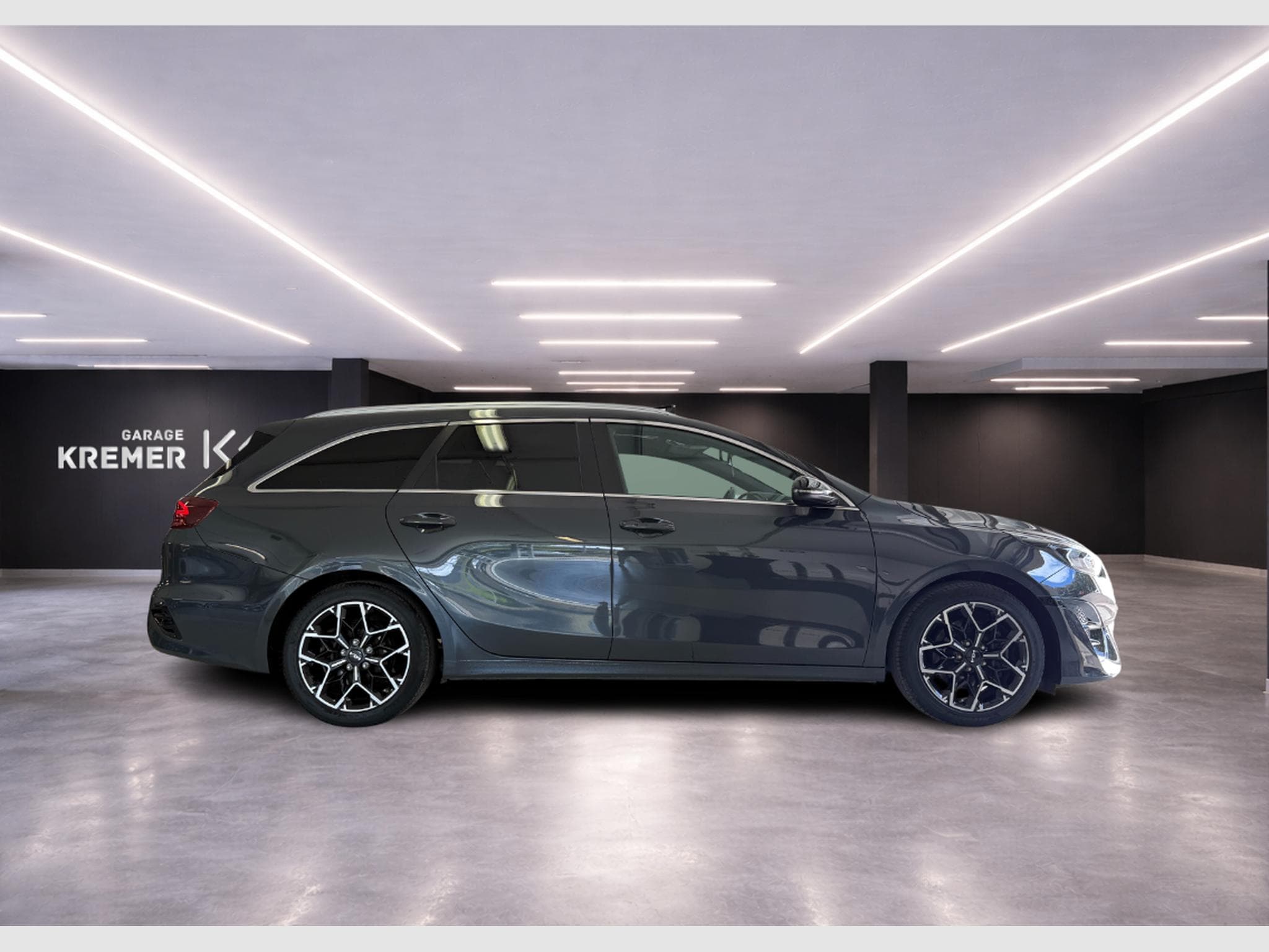 Kia Ceed Sw GT Line 1.5T 160 DCT (2024) - Foto 5