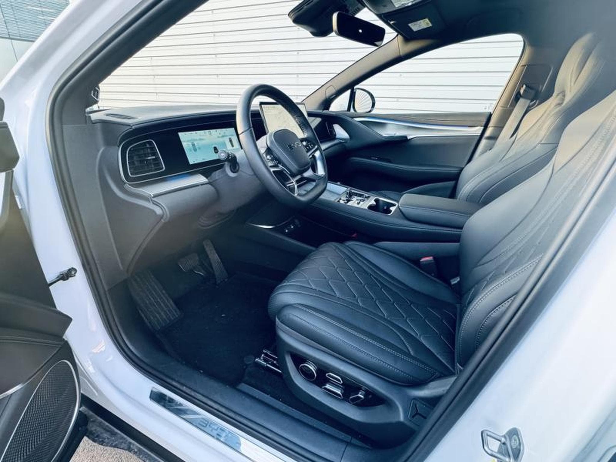 BYD SEALION 7 Comfort (2025) - Photo 6